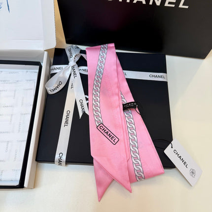CHANEL 26S TWILLY SCARF 120 IN SILK 440964