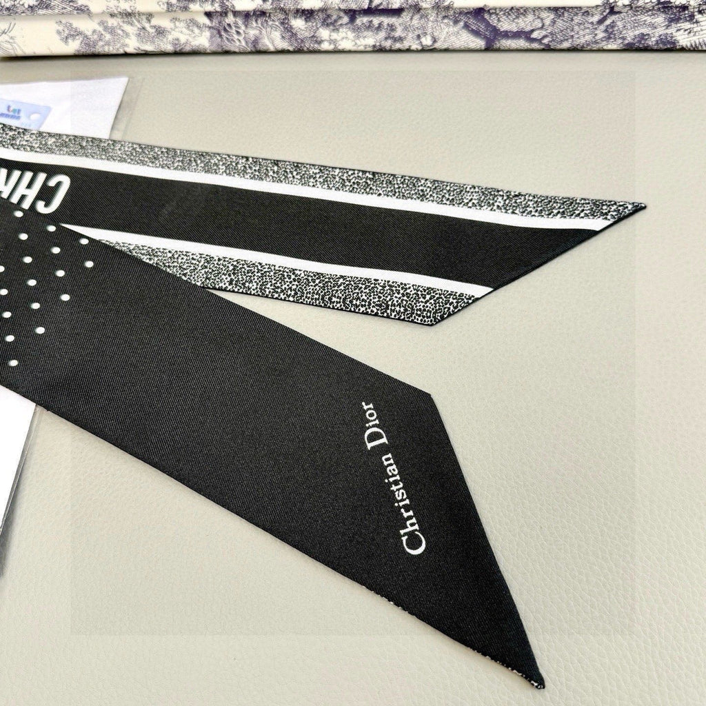 DIOR 26S SCARF 105CM IN SILK 314801
