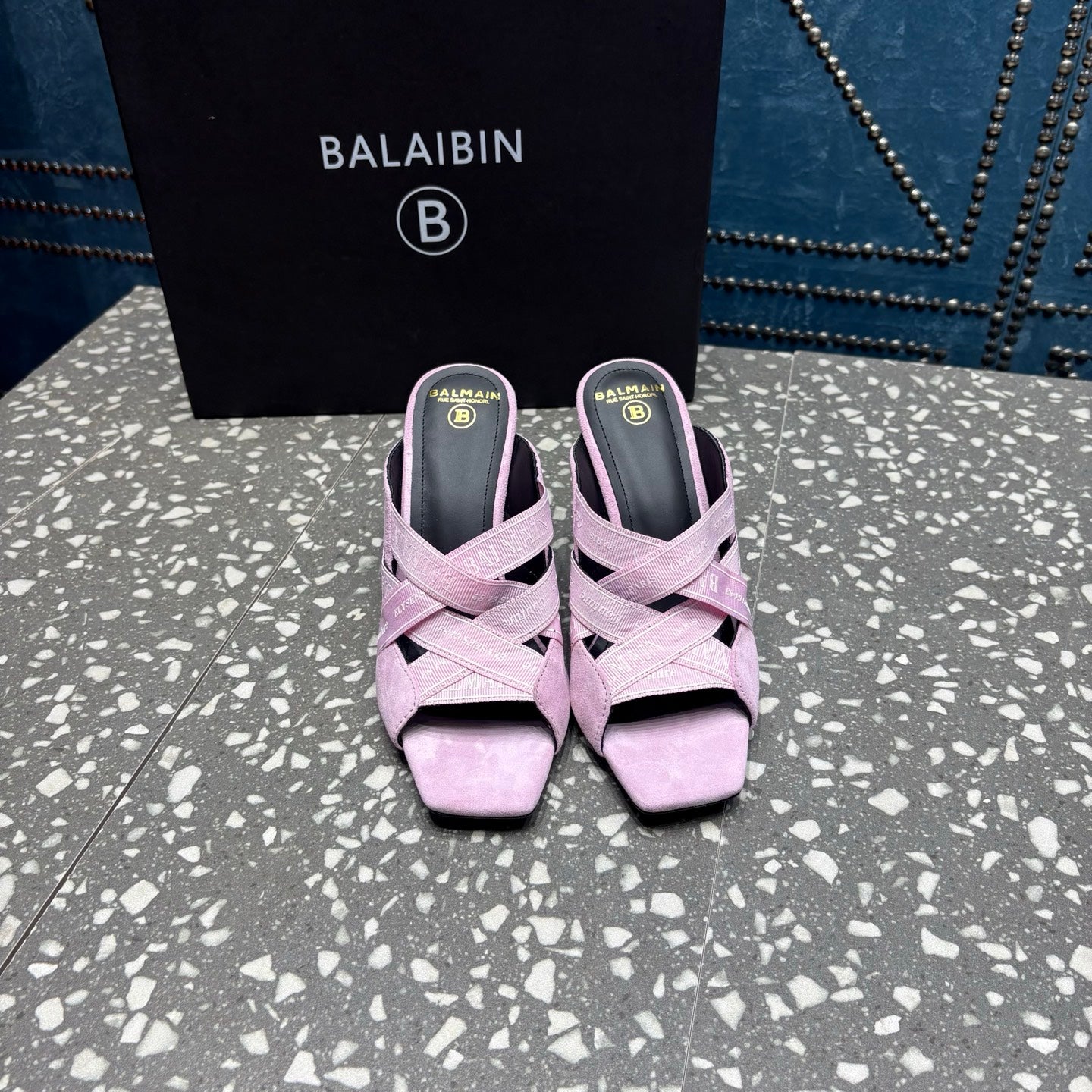 BALMAIN 26S HIGH-HEEL SANDALS 95 MM IN PALE LILAC PINK SUEDE AND FABRIC