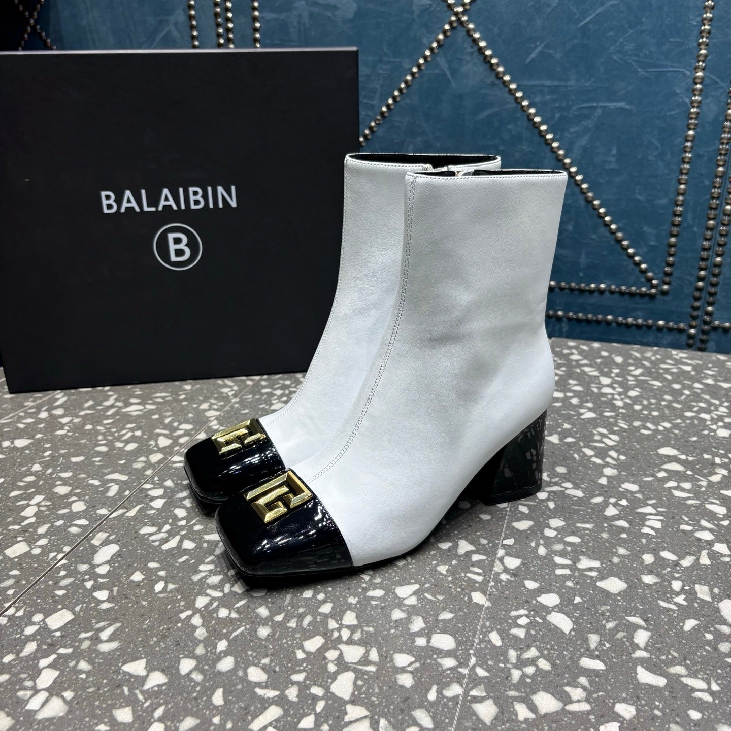 BALMAIN 26S BOOTS 65 MM IN WHITE AND BLACK CALFSKIN