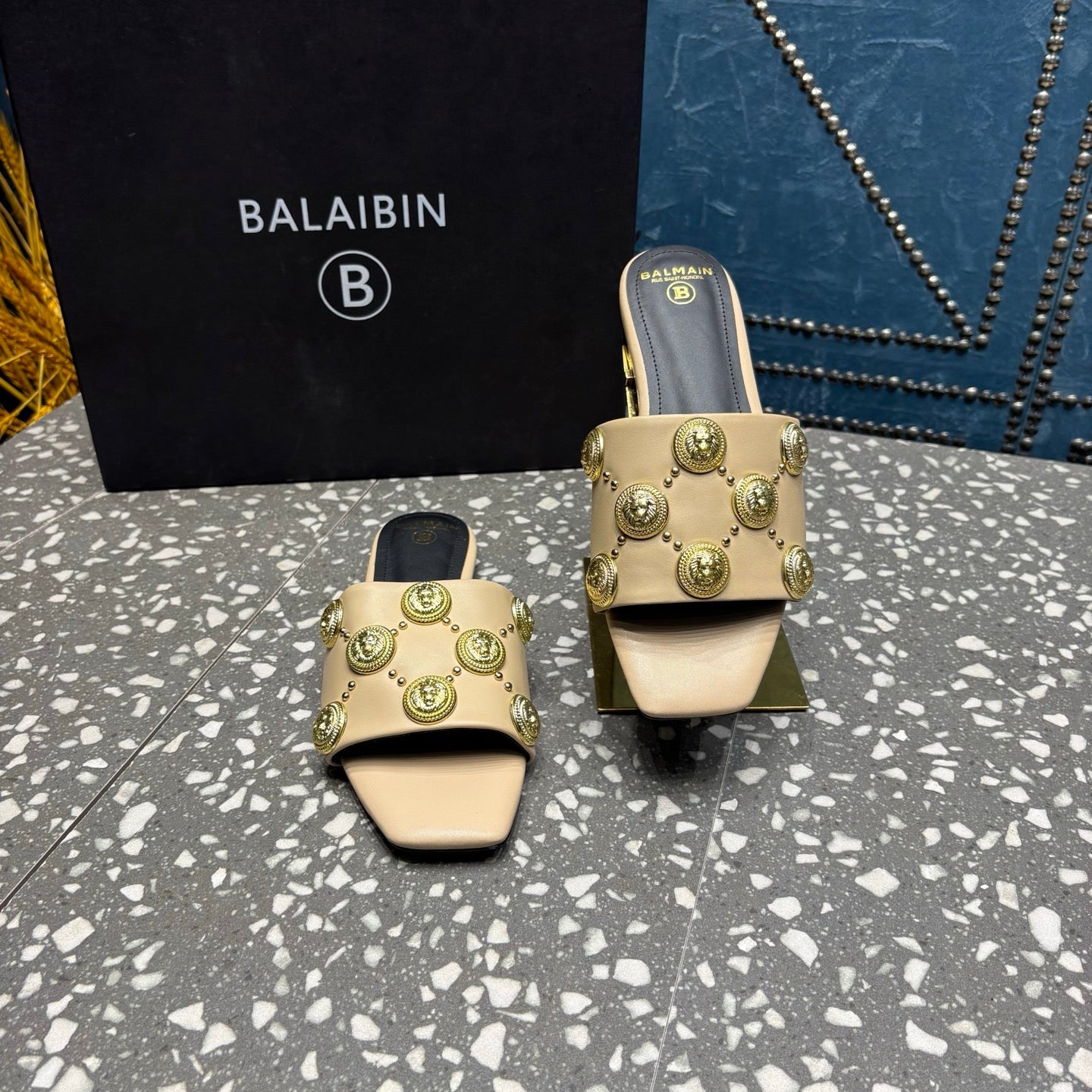 BALMAIN 26S SLIPPERS IN BEIGE CALFSKIN WITH GOLD HARDWARE