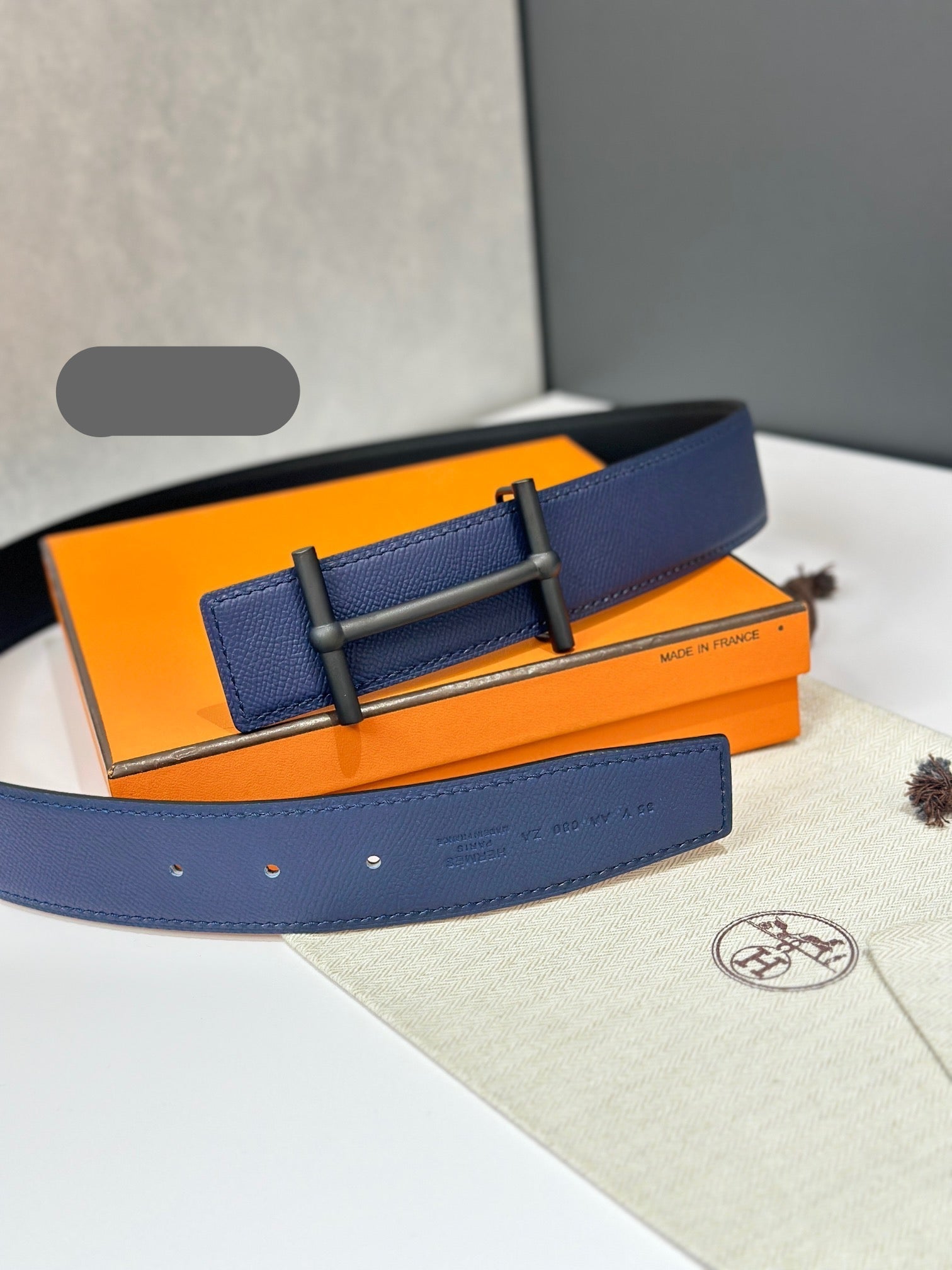 HM 26S H DANCRE BELT IN BLUE REVERSIBLE CALFSKIN PALLADIUM HARDWARE