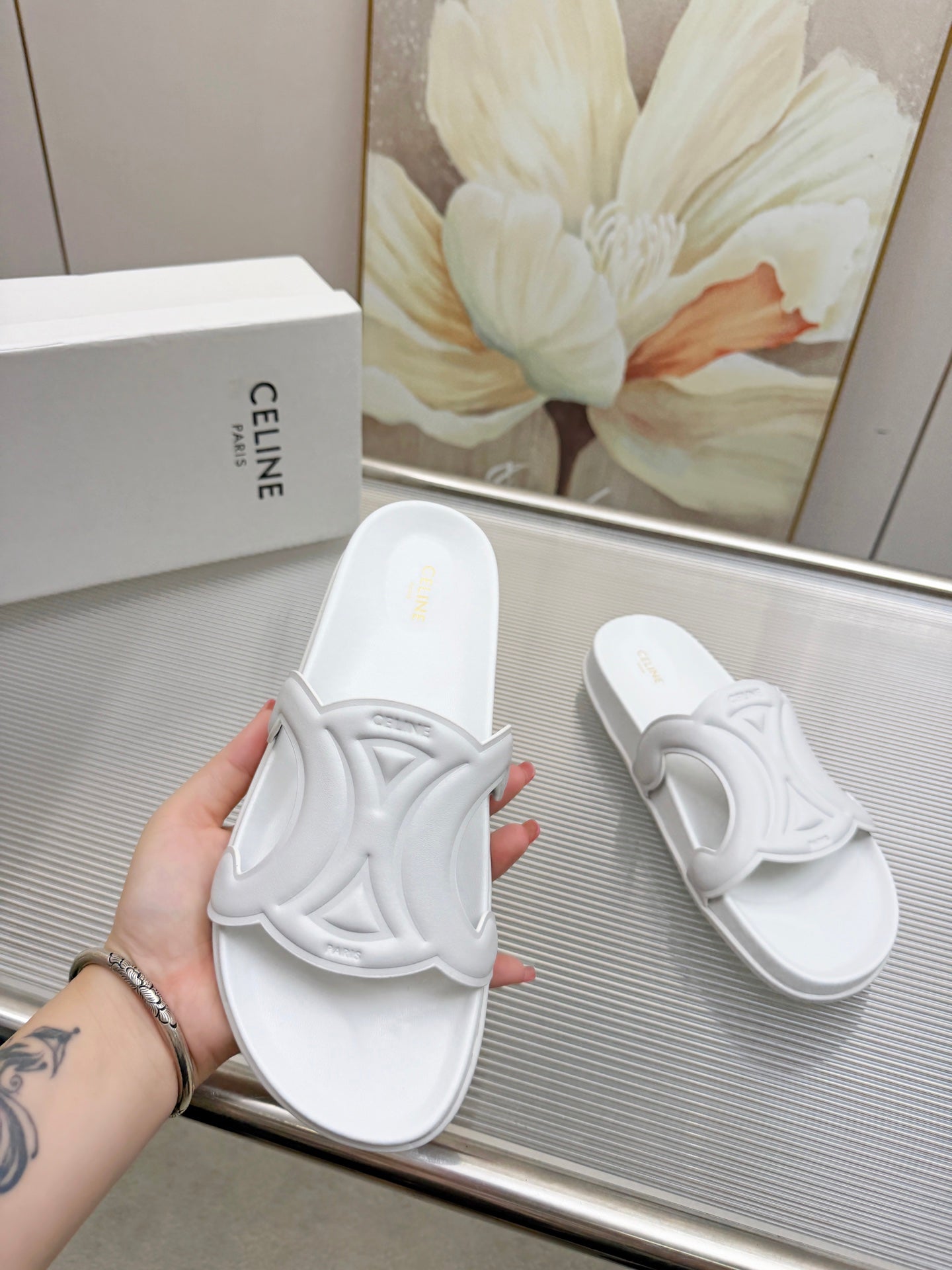 CELINE 26S TRIOMPHE SLIDES IN WHITE CALFSKIN
