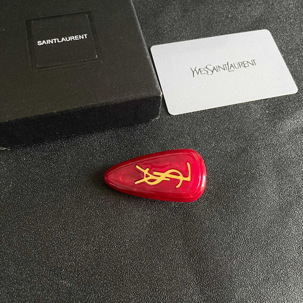 YSL 26S LOGO MARBLE EFFECT HAIR CLIP IN RED RESIN 621488