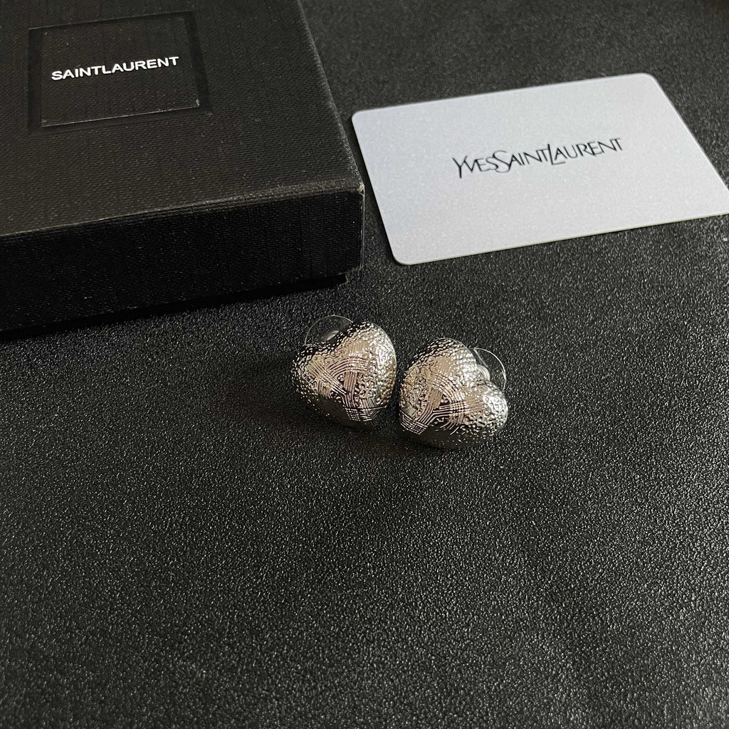 YSL 26S TEXTURED HEART STUD EARRINGS IN SILVER TONE METAL 622901