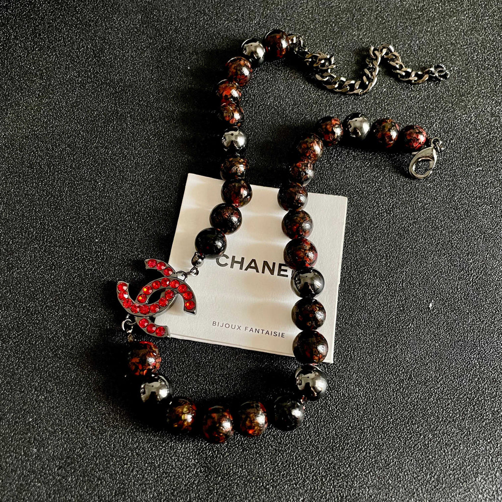 CHANEL 26S DOUBLE C LOGO RED CRYSTAL BEADED NECKLACE IN BLACK METAL 629968