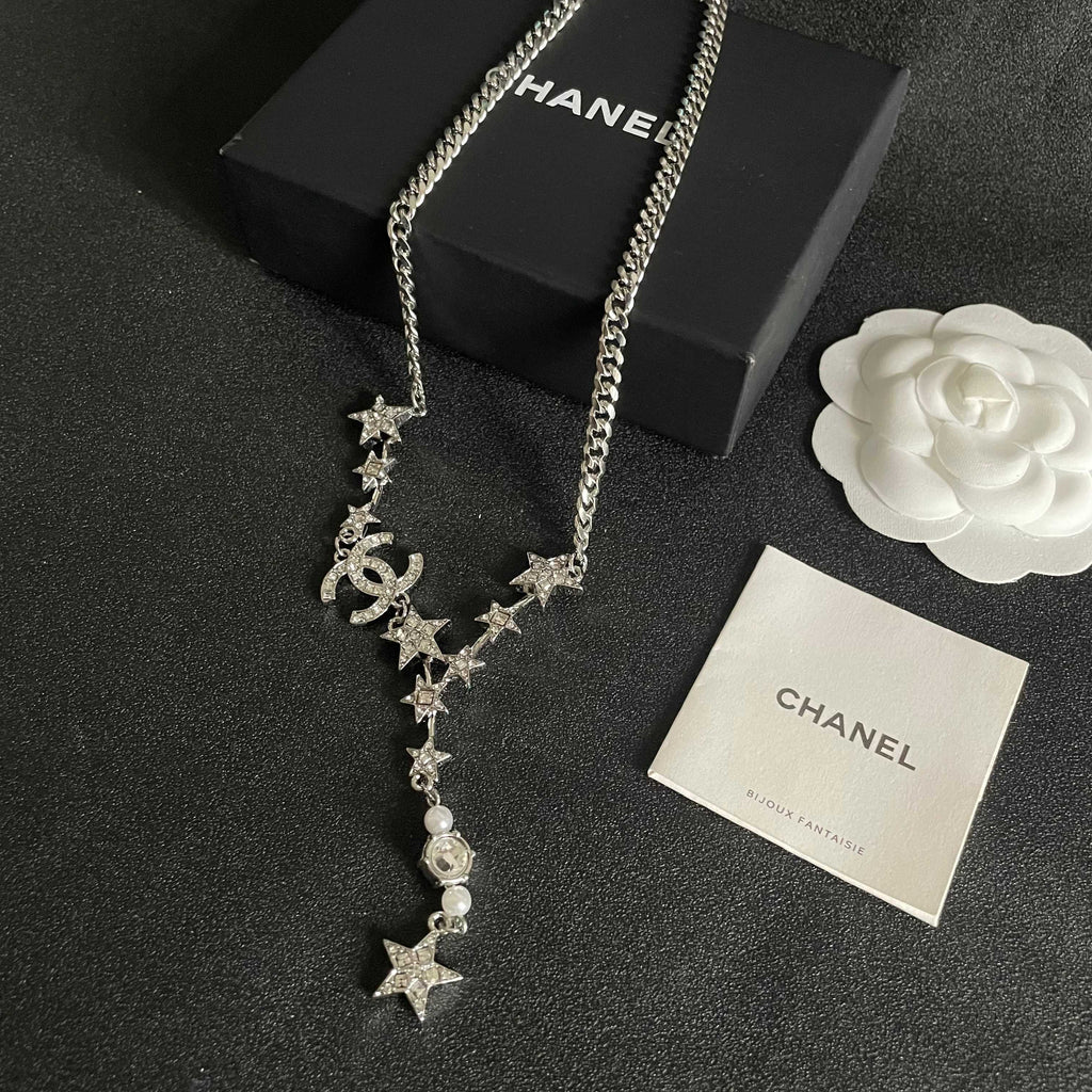 CHANEL 26S DOUBLE C LOGO STAR & PEARL DROP CHAIN NECKLACE IN SILVER METAL 629971