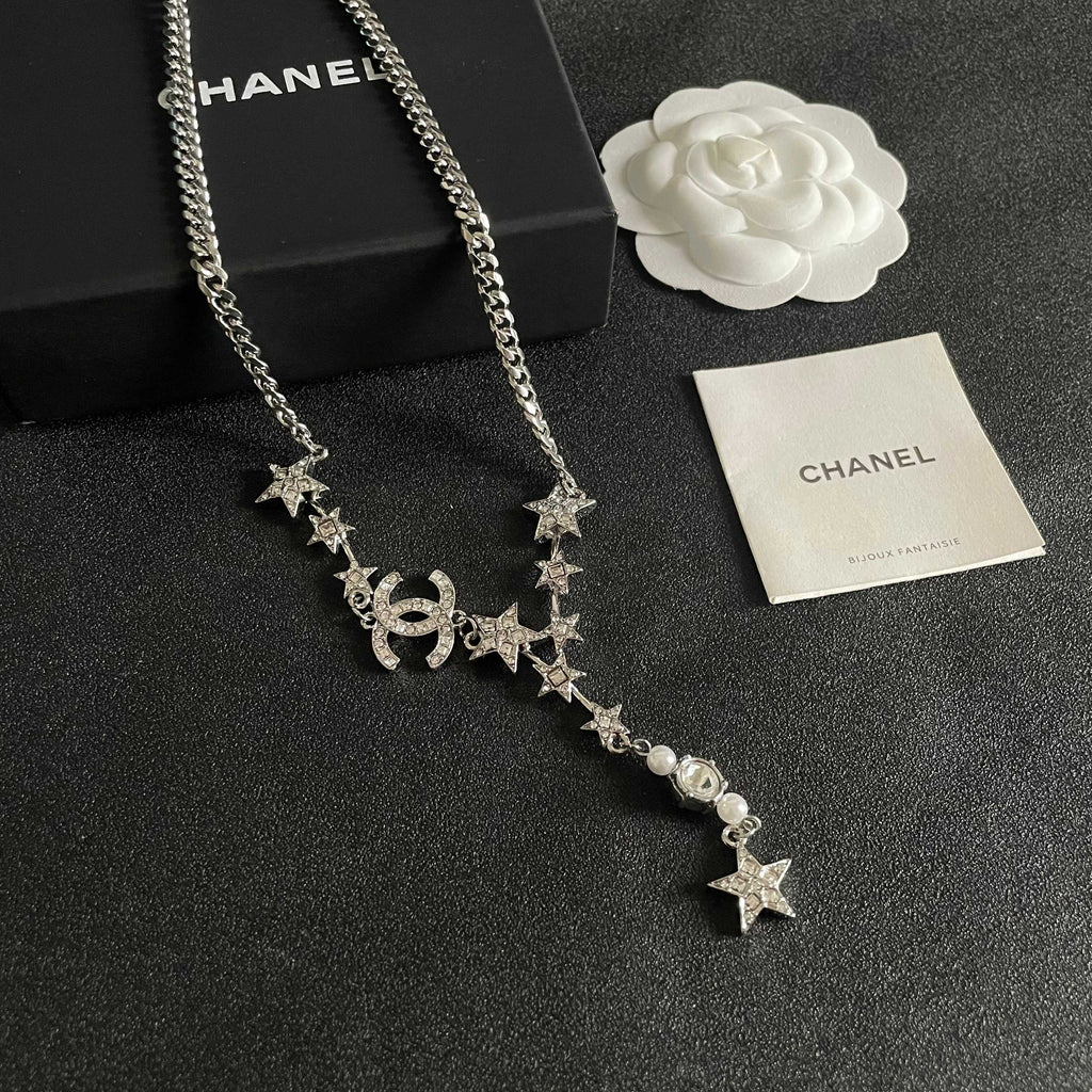 CHANEL 26S DOUBLE C LOGO STAR & PEARL DROP CHAIN NECKLACE IN SILVER METAL 629971