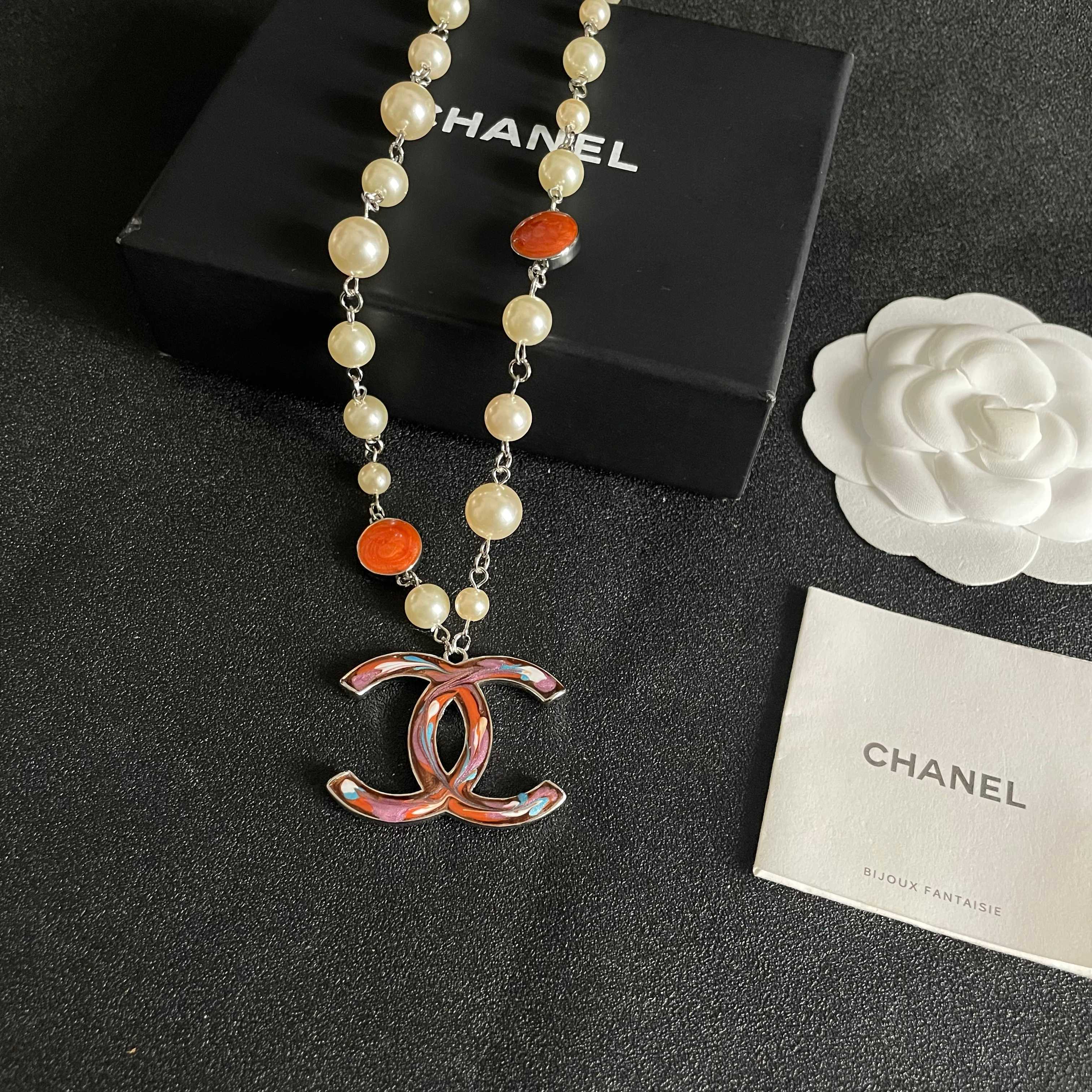 CHANEL 26S CC MARBLE PEARL CHAIN NECKLACE IN SILVER METAL 630056