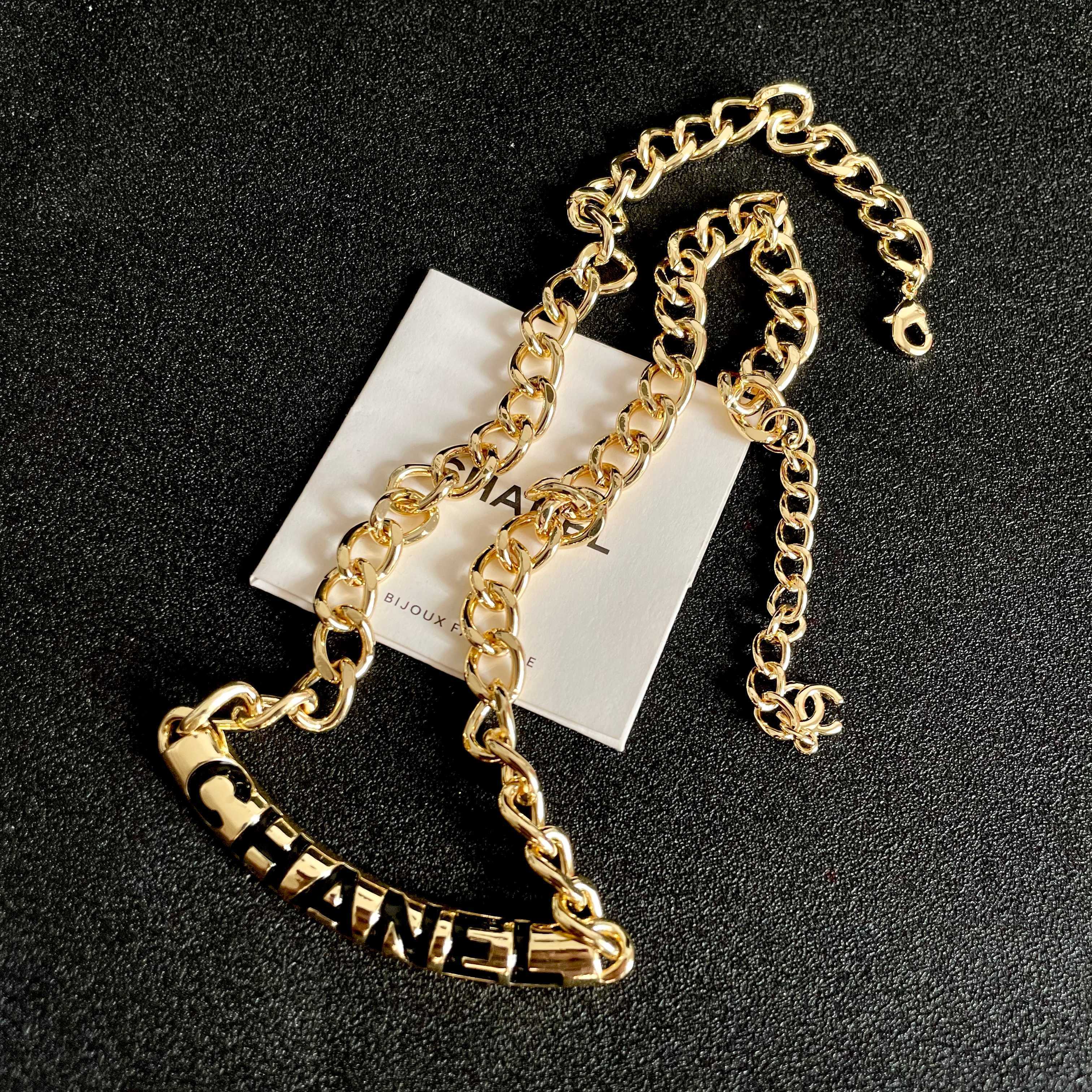 CHANEL 26S CHANEL BLACK LETTER LOGO CHAIN NECKLACE IN GOLD METAL 630061