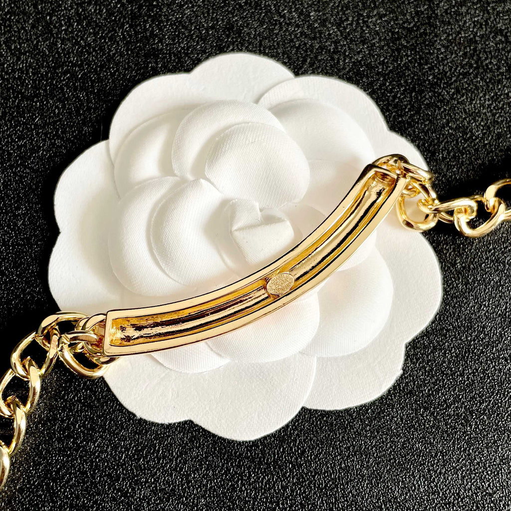 CHANEL 26S CHANEL LETTER LOGO ENAMEL CHAIN NECKLACE IN GOLD METAL WITH CC CHARM 630062