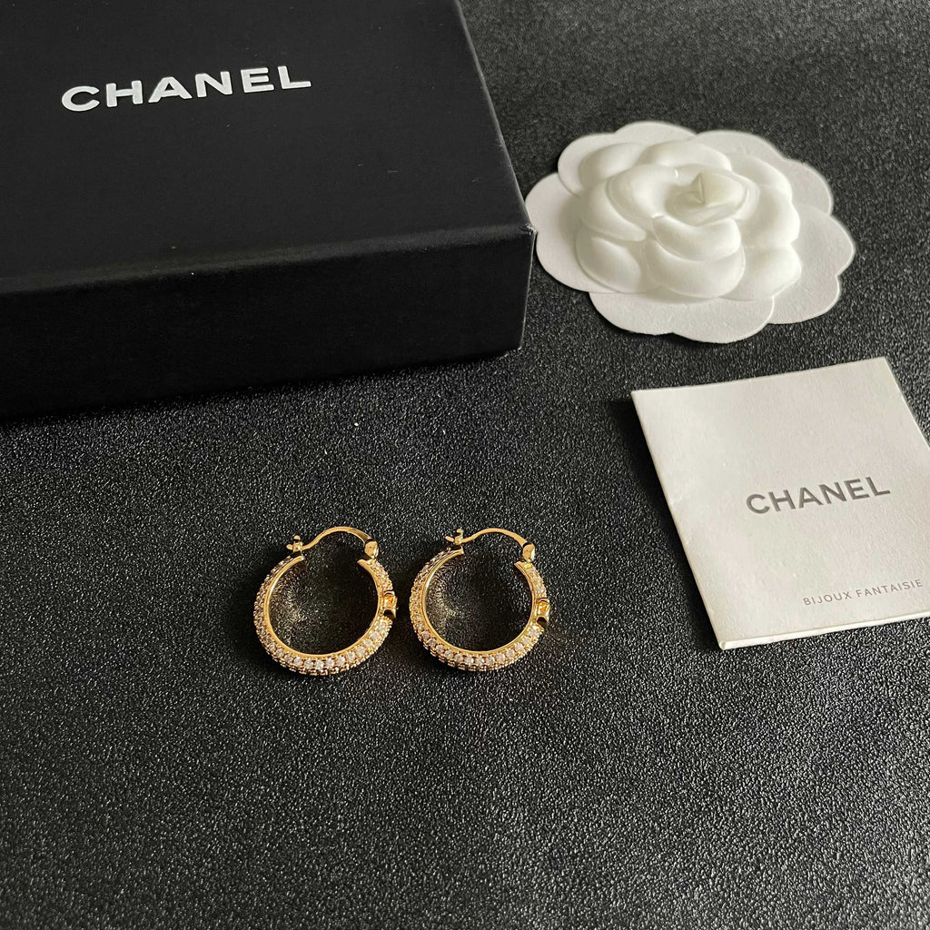 CHANEL 26S DOUBLE C LOGO FULL PAVE CRYSTAL HOOP EARRINGS IN GOLD METAL 630068
