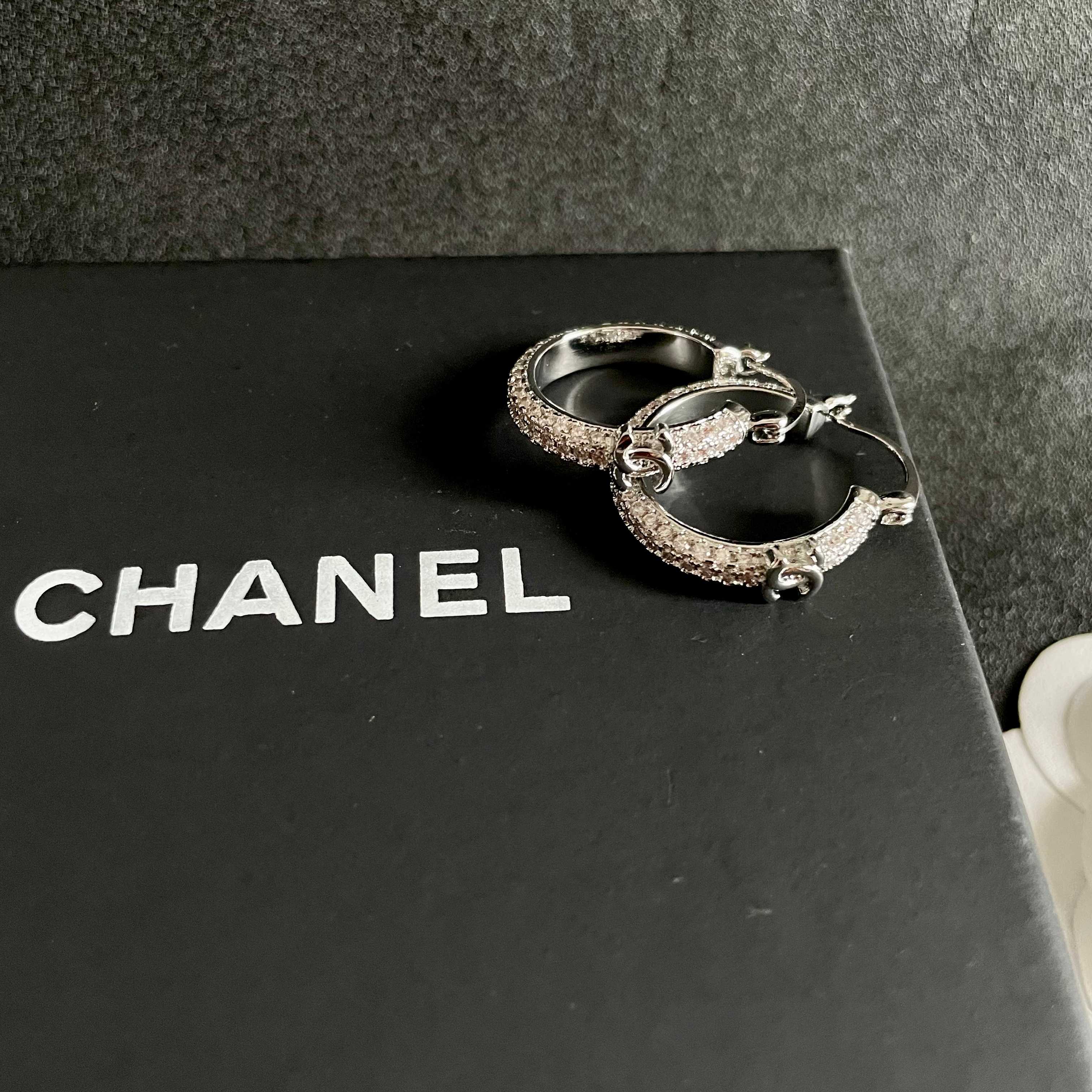 CHANEL 26S DOUBLE C LOGO FULL PAVE CRYSTAL HOOP EARRINGS IN SILVER METAL 630069