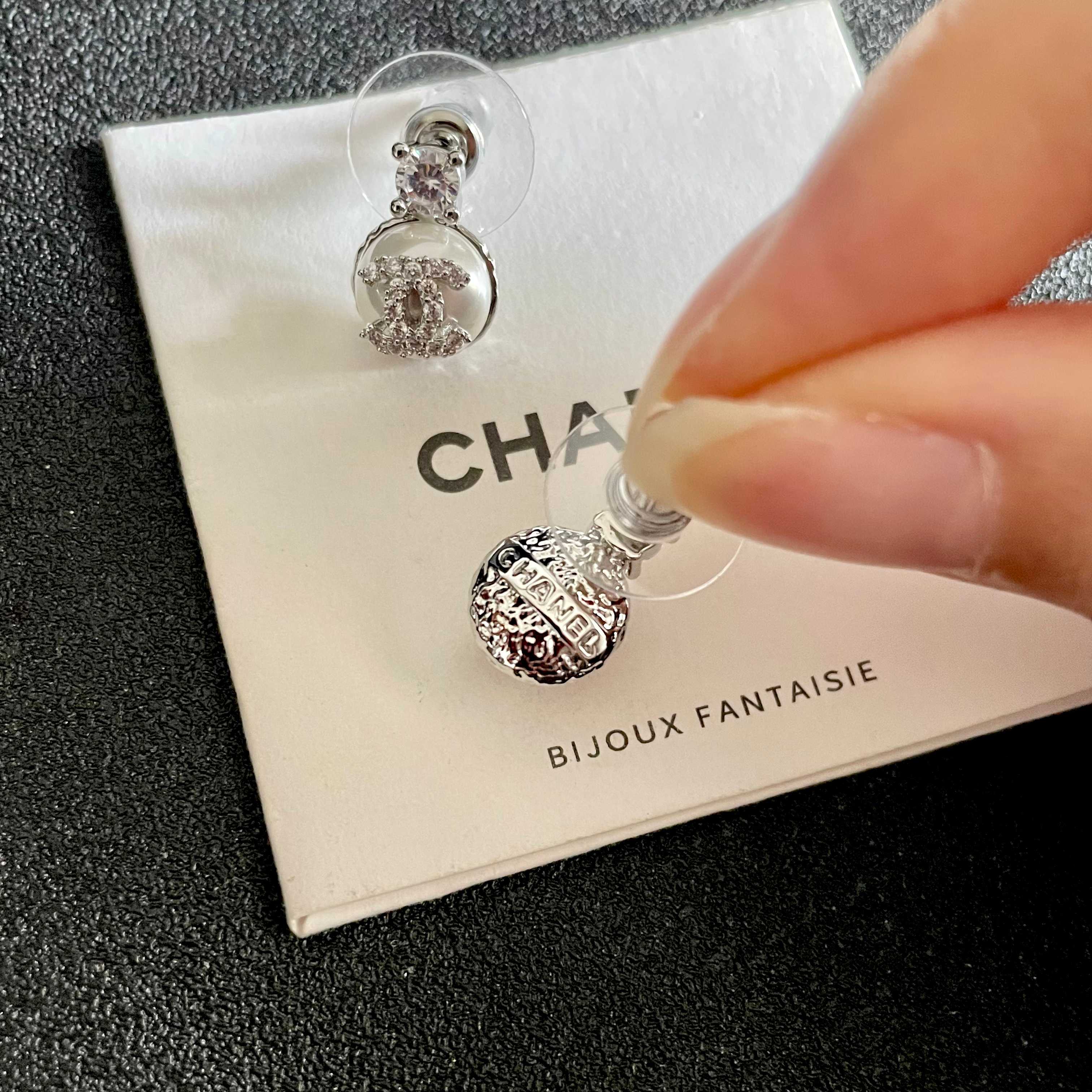 CHANEL 26S DOUBLE C ICON CRYSTAL STUD EARRINGS WITH PAVE LOGO DISC IN SILVER METAL 630076