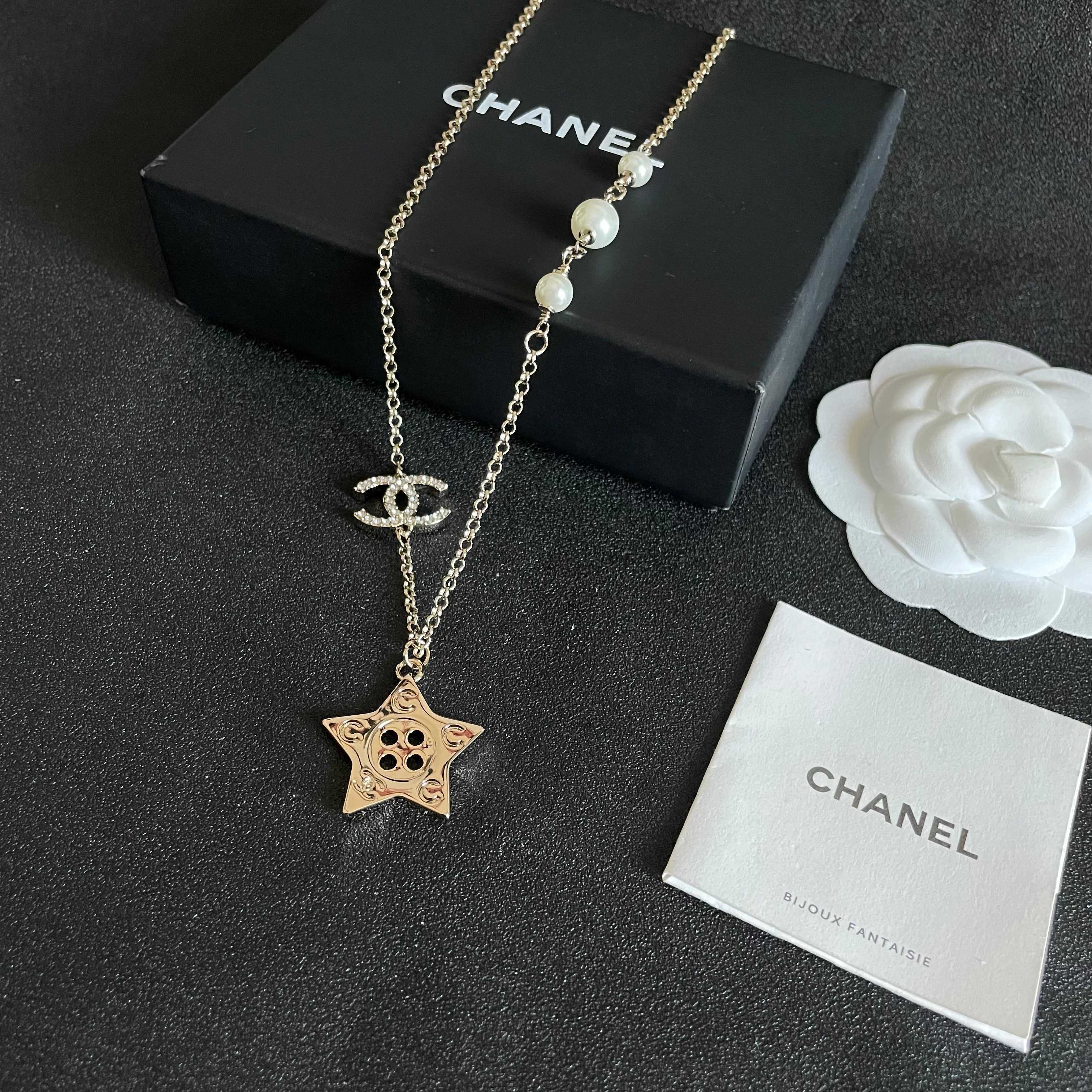 CHANEL 26S DOUBLE C LOGO CRYSTAL & STAR CHARM PEARL CHAIN NECKLACE IN GOLD METAL 629885