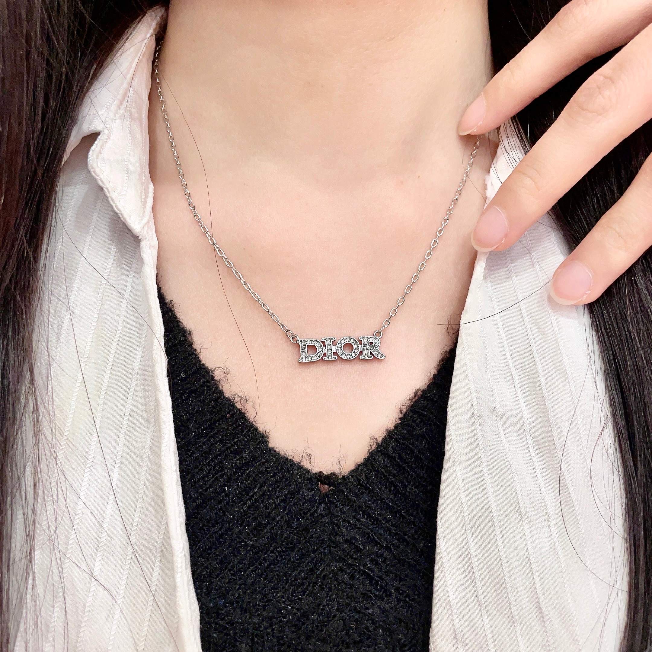 CD 26S PAVE LOGO LETTER NECKLACE IN SILVER TONE METAL 631805