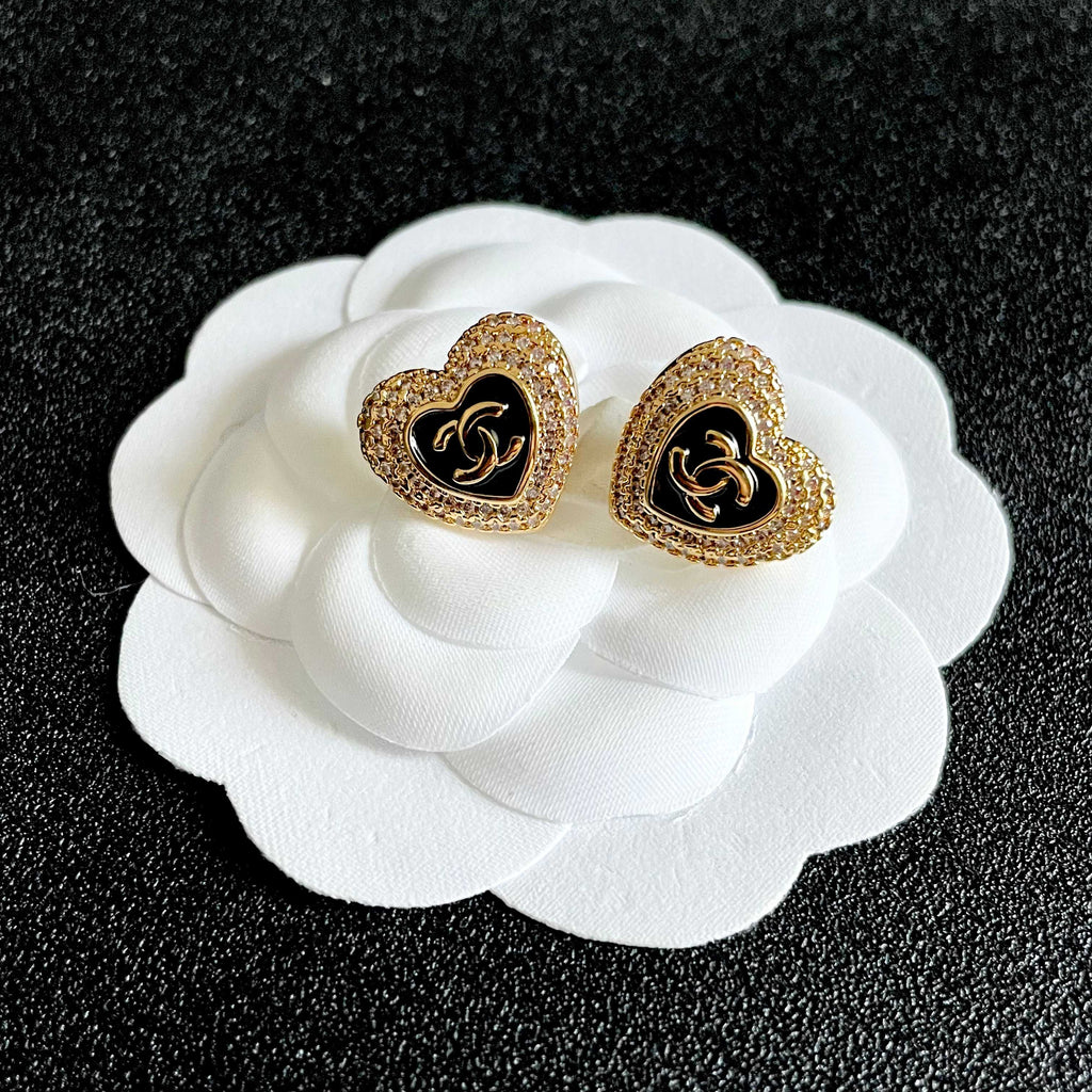 CHANEL 26S DOUBLE C LOGO PAVE HEART STUD EARRINGS WITH BLACK ENAMEL IN GOLD METAL 631814