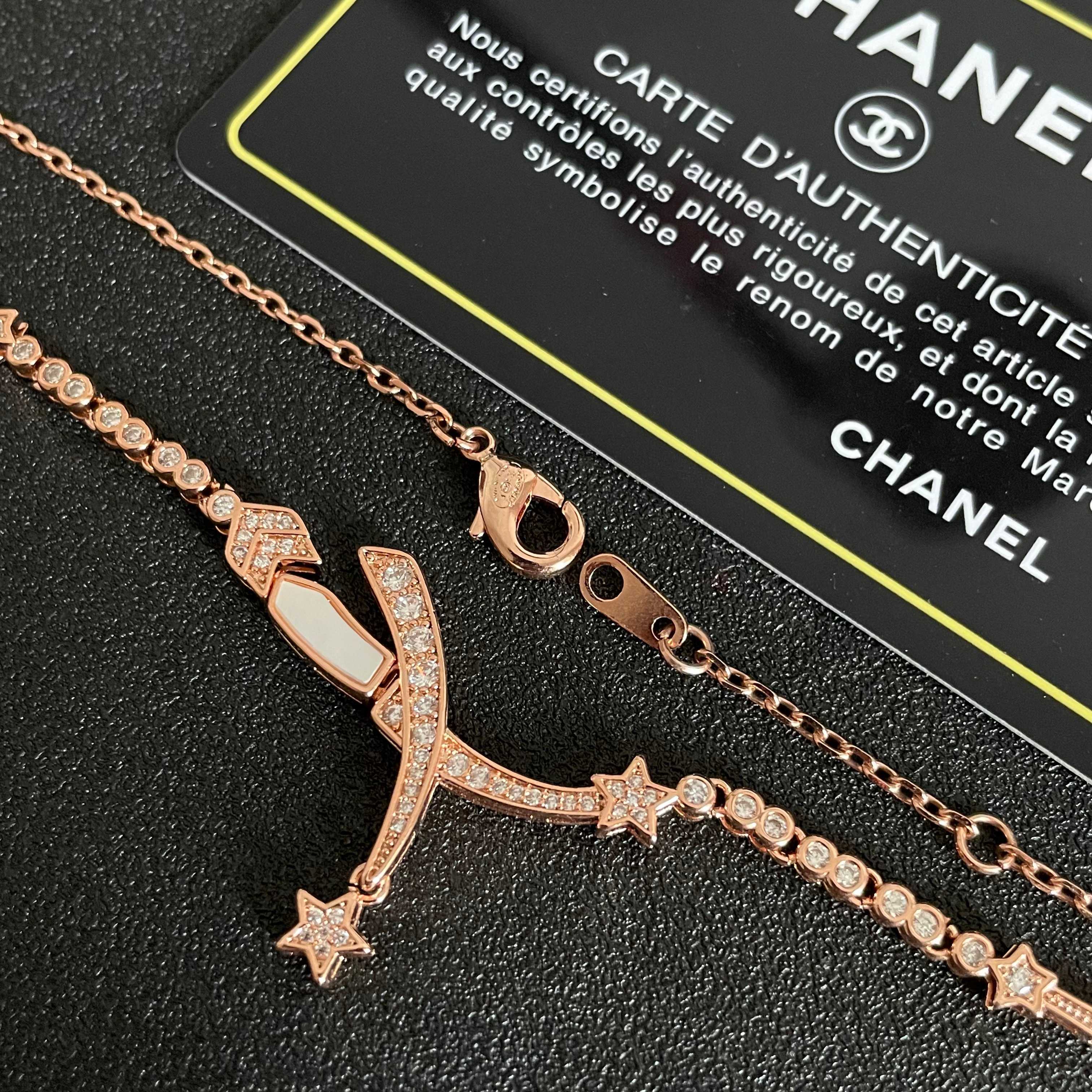 CHANEL 26S CRYSTAL STAR CHARM NECKLACE IN ROSE GOLD METAL 631898