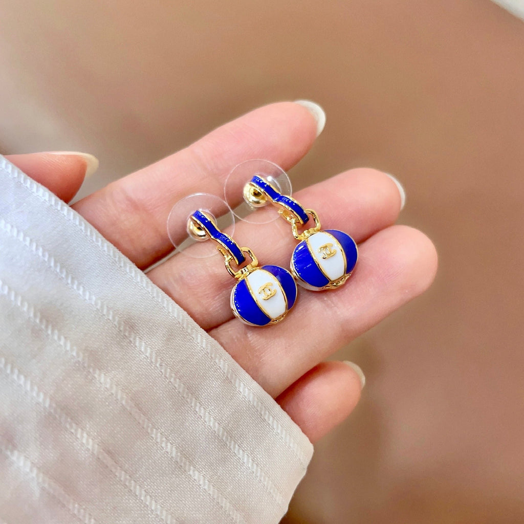 CHANEL 26S DOUBLE C LOGO BALL DROP EARRINGS IN BLUE AND WHITE ENAMEL WITH GOLD METAL 631905