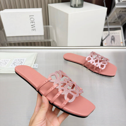 LOEWE 26S FLAT SANDALS IN PINK CALFSKIN WITH CRYSTALS