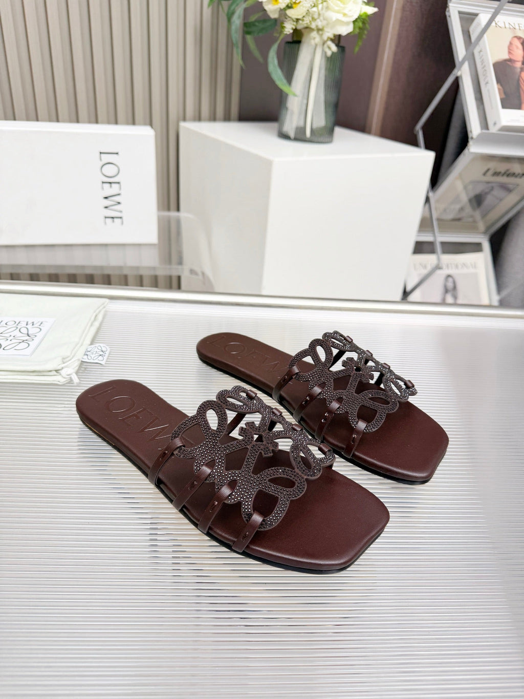 LOEWE 26S FLAT SANDALS IN DARK BROWN CALFSKIN WITH CRYSTALS