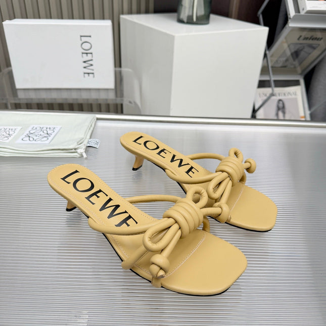 LOEWE 26S KITTEN HEEL KNOT SANDALS 45MM IN WARM BEIGE CALFSKIN