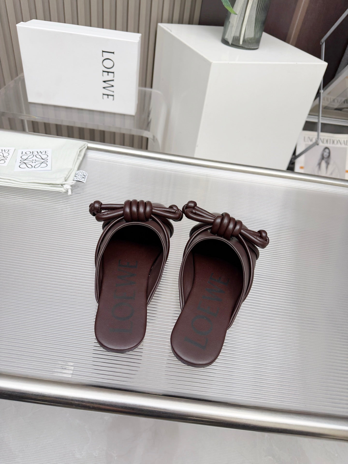 LOEWE 26S MULE LOAFERS IN DARK BROWN CALFSKIN KNOT DETAIL