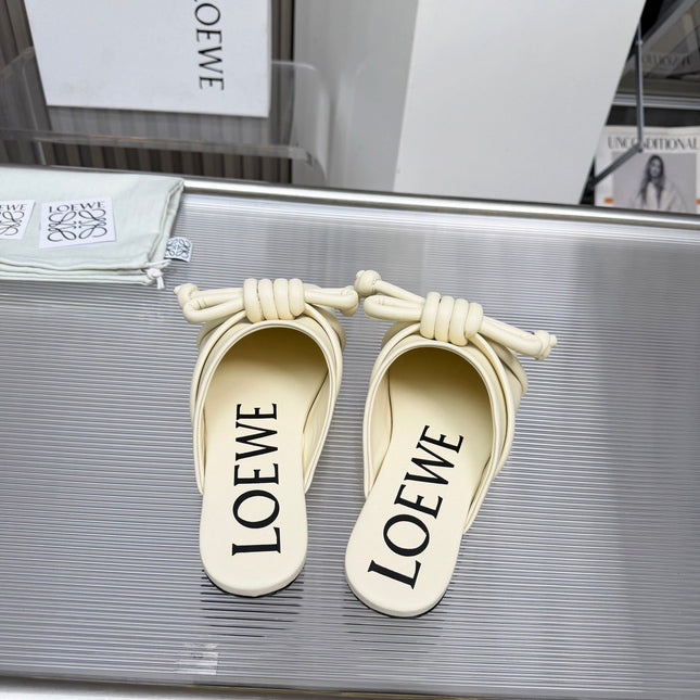 LOEWE 26S MULE LOAFERS IN IVORY WHITE CALFSKIN KNOT DETAIL