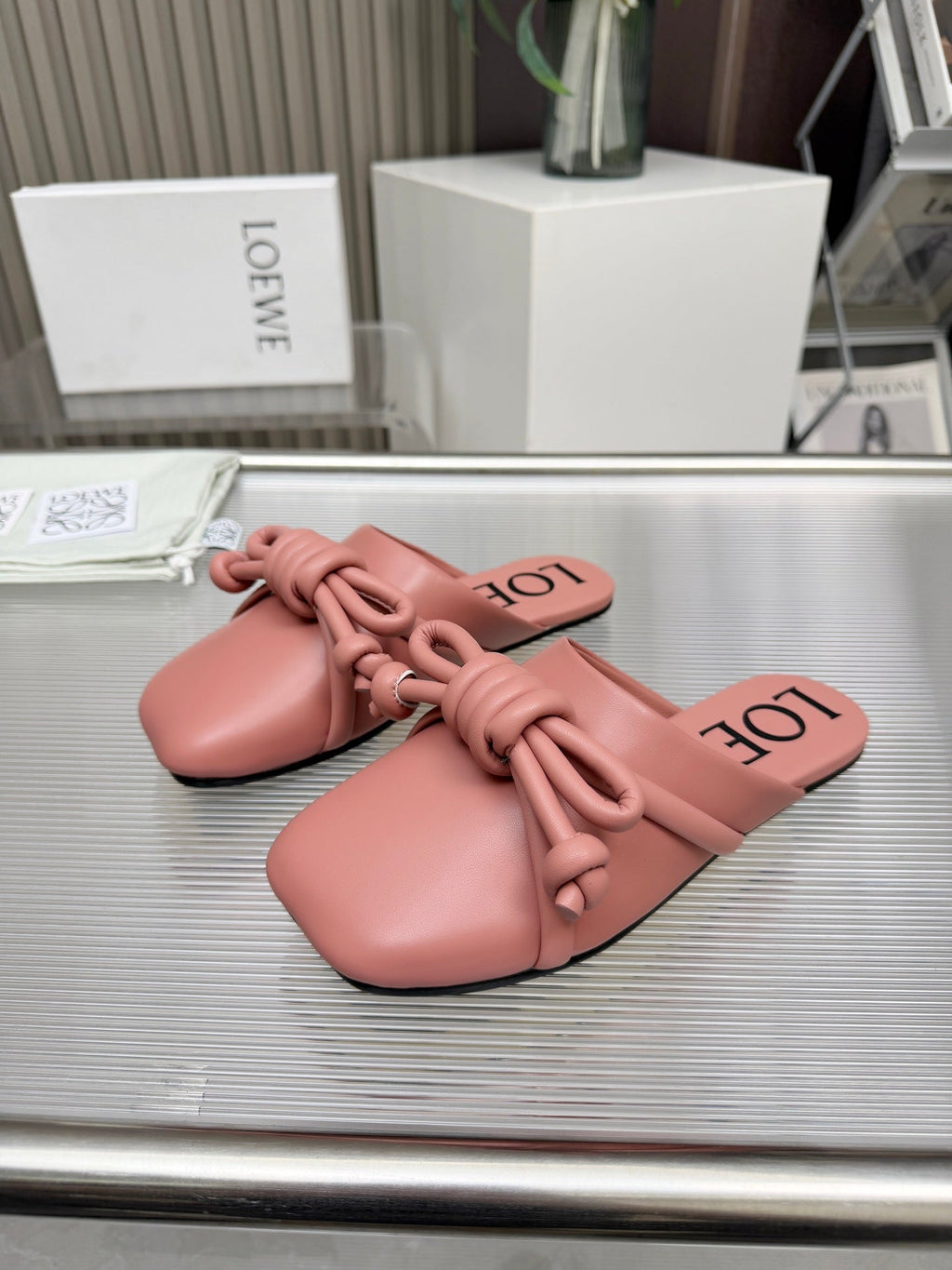 LOEWE 26S MULE LOAFERS IN PINK CALFSKIN KNOT DETAIL