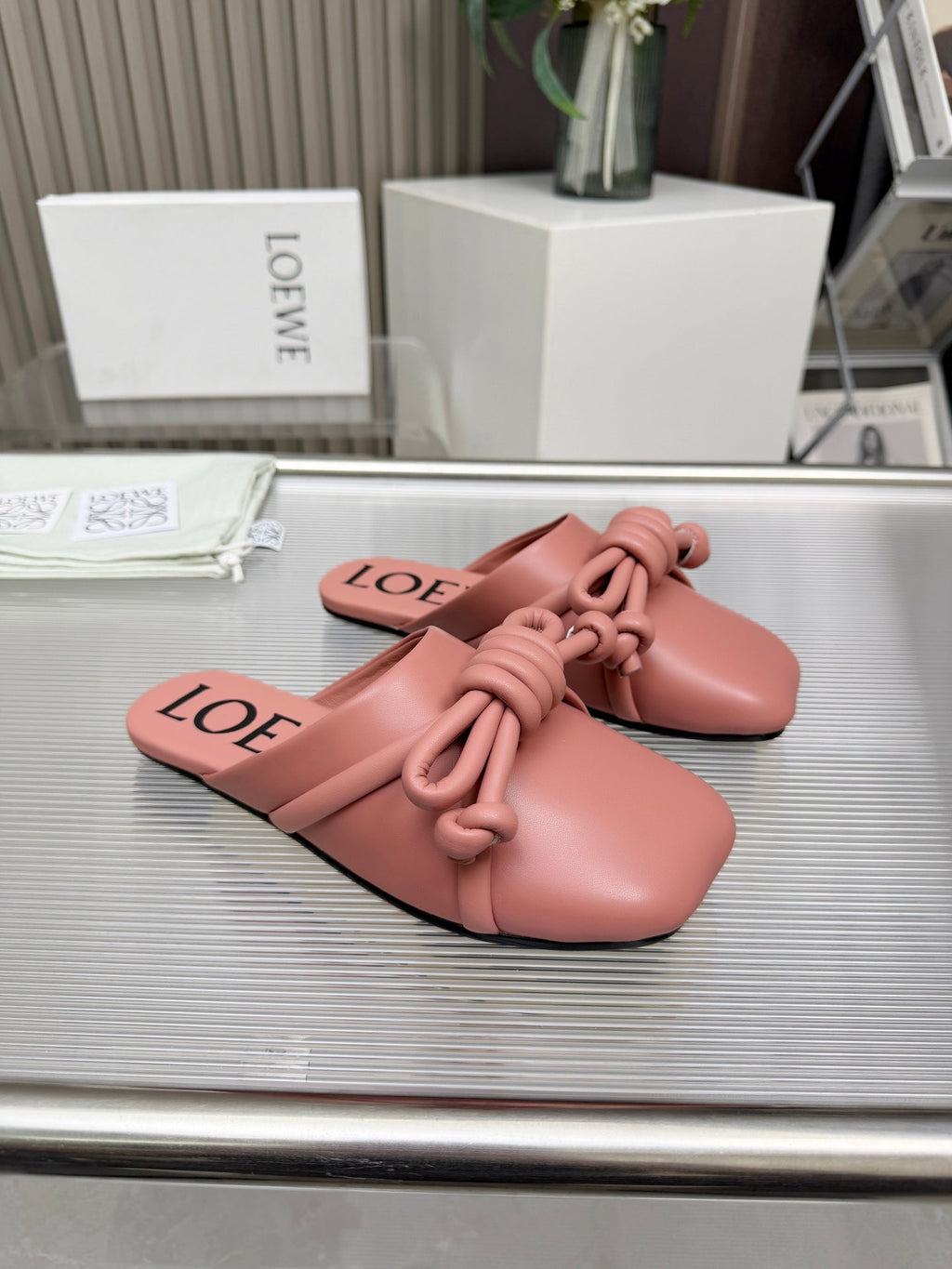 LOEWE 26S MULE LOAFERS IN PINK CALFSKIN KNOT DETAIL