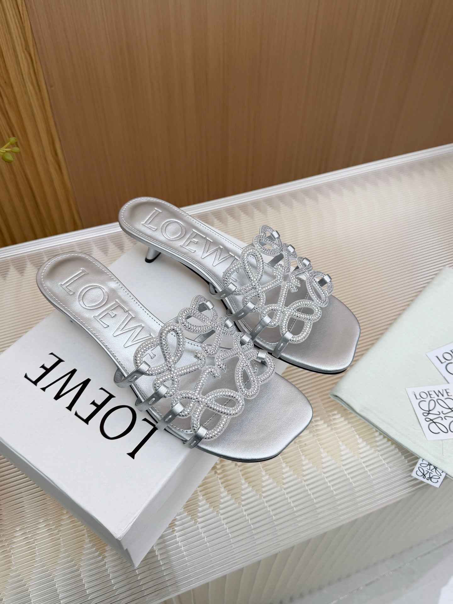 LOEWE 26S PETAL ANAGRAM SLIDE 45MM IN SILVER SOFT CALFSKIN WITH CRYSTALS
