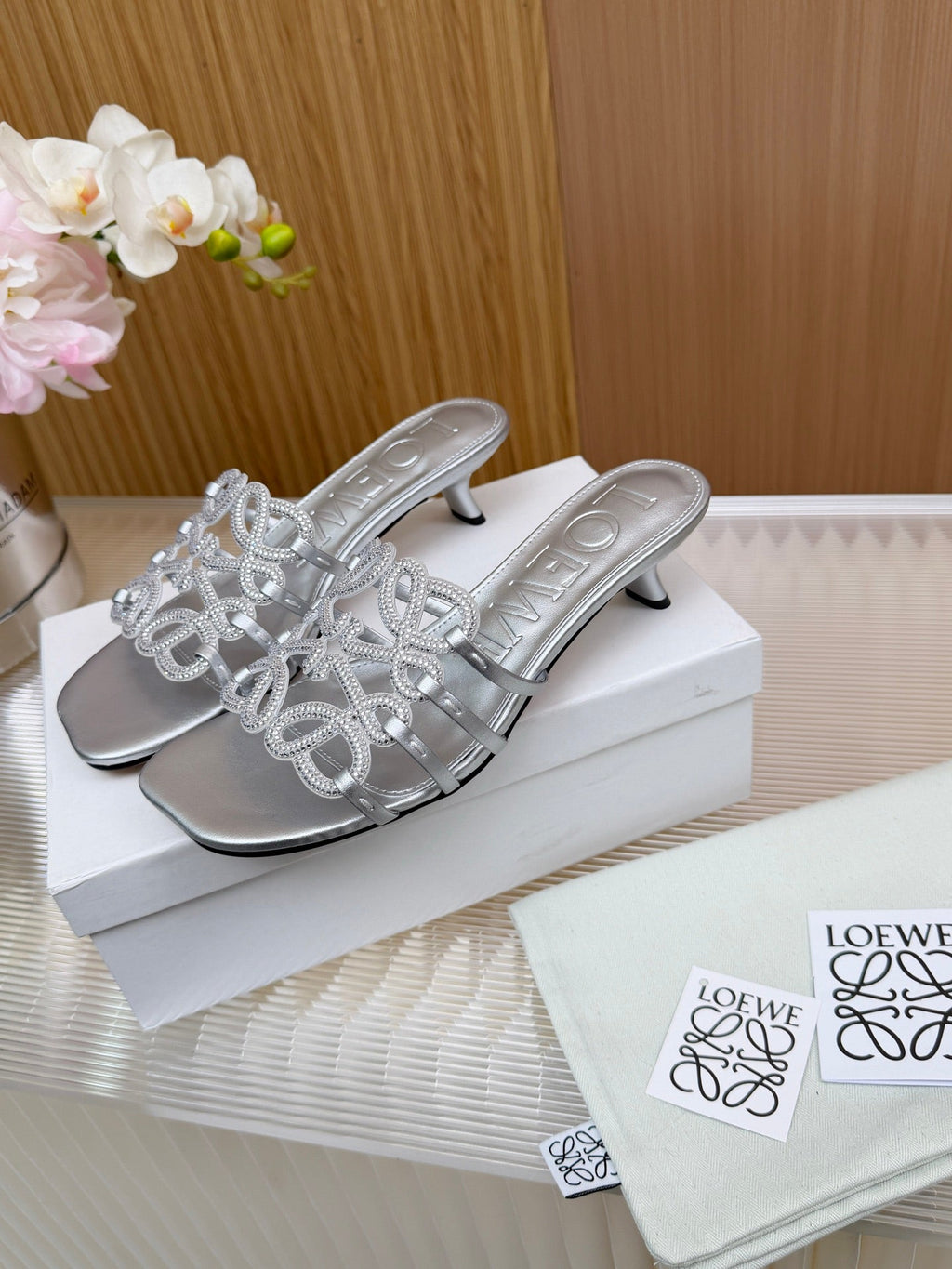 LOEWE 26S PETAL ANAGRAM SLIDE 45MM IN SILVER SOFT CALFSKIN WITH CRYSTALS