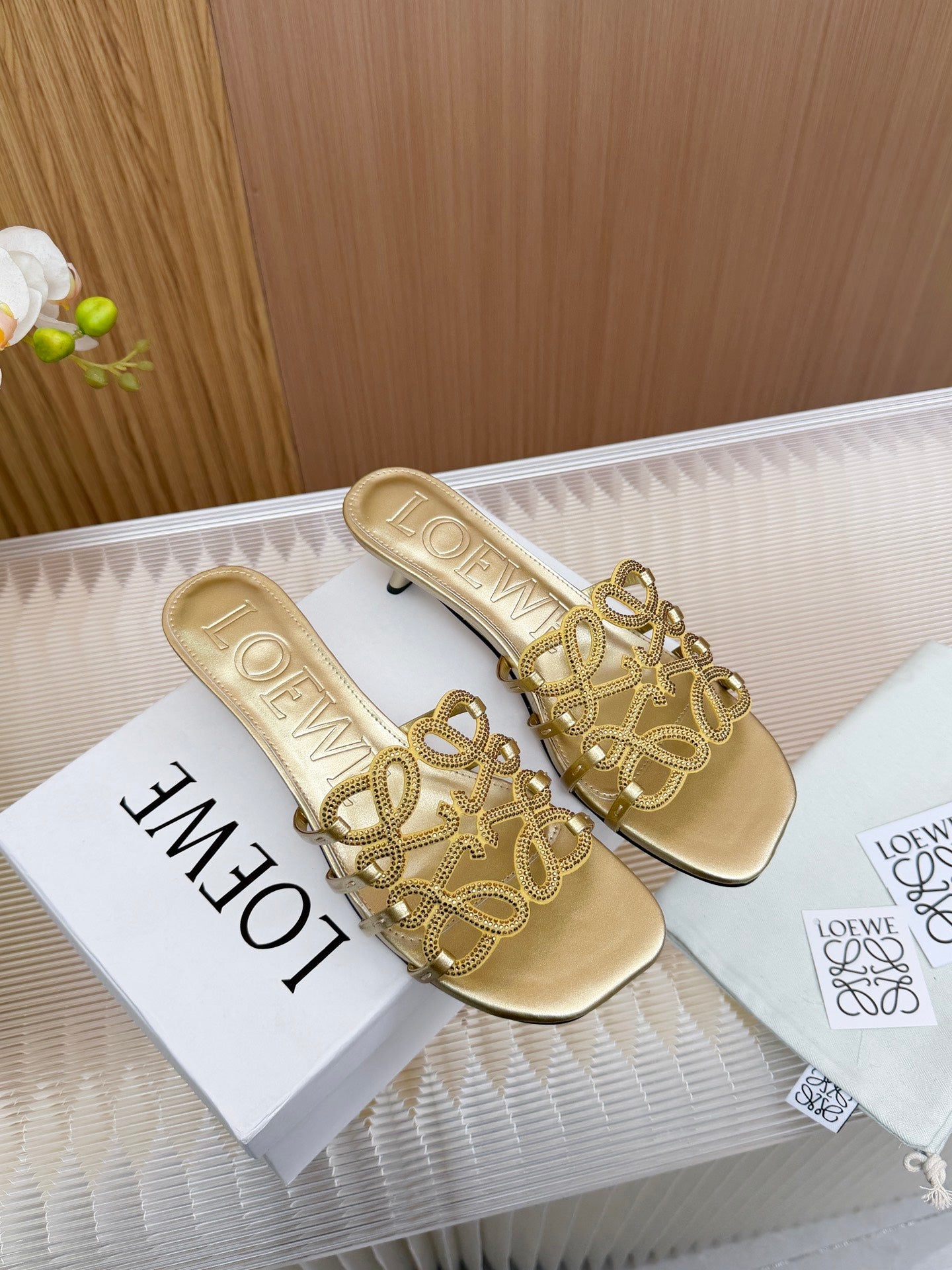 LOEWE 26S PETAL ANAGRAM SLIDE 45MM IN GOLD SOFT CALFSKIN WITH CRYSTALS
