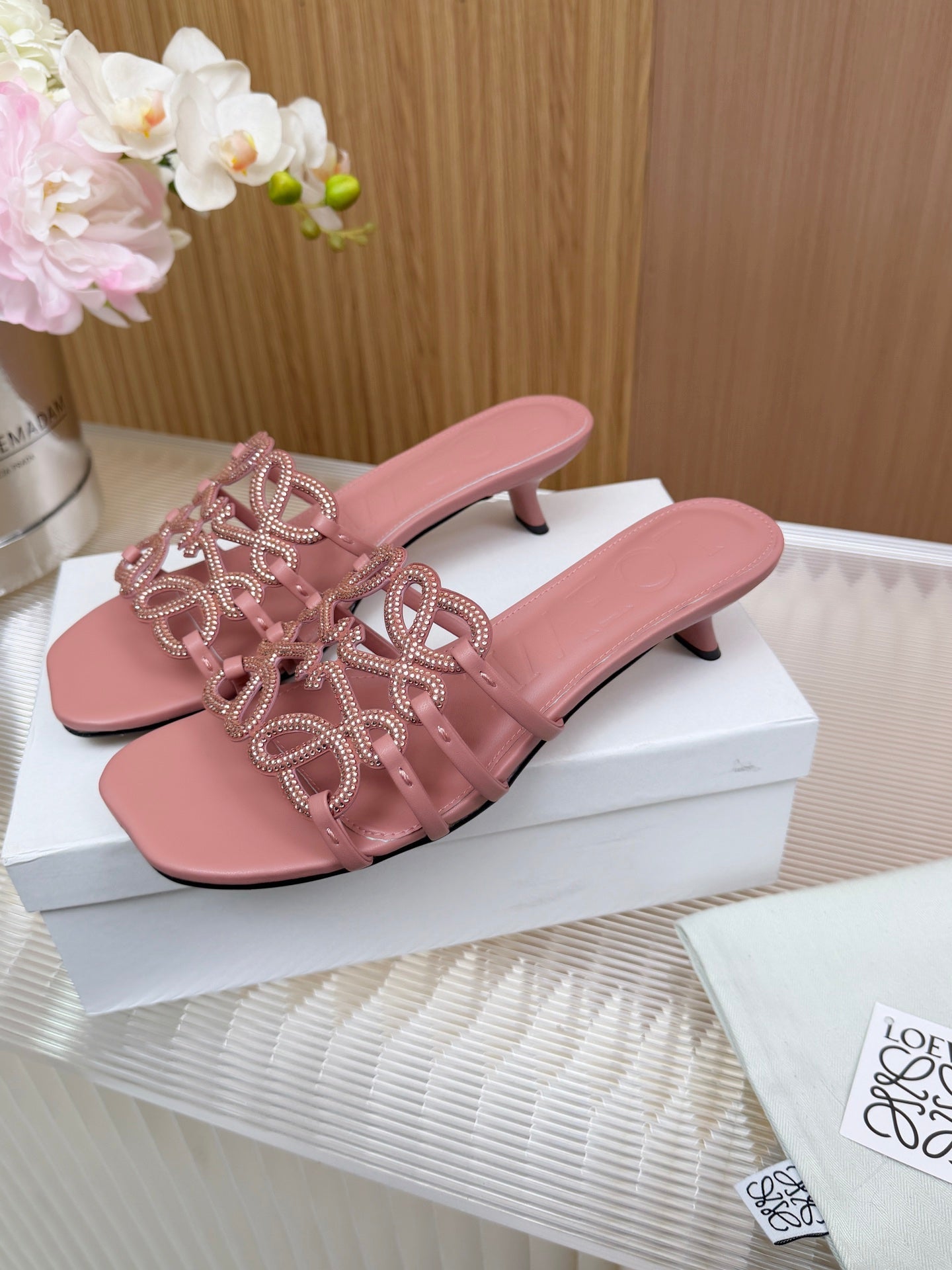 LOEWE 26S PETAL ANAGRAM SLIDE 45MM IN PINK SOFT CALFSKIN WITH CRYSTALS