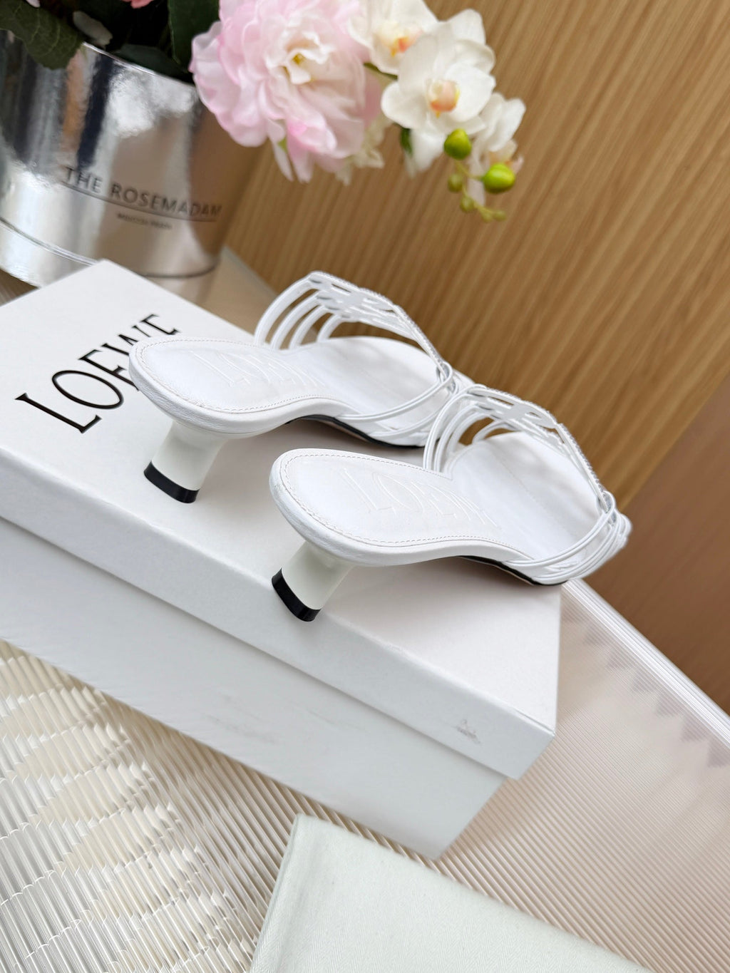 LOEWE 26S PETAL ANAGRAM SLIDE 45MM IN WHITE SOFT CALFSKIN WITH CRYSTALS