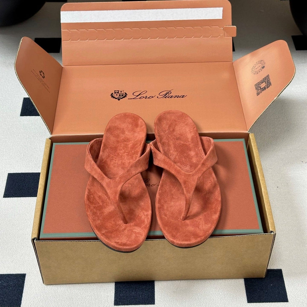 LP 26S THONG SANDALS IN BRICK RED SUEDE