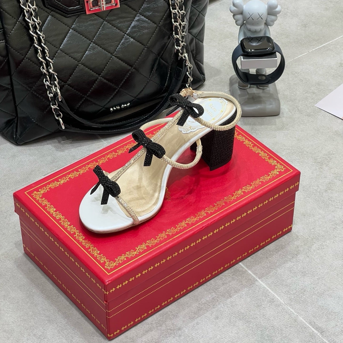 RENE CAOVILLA 26S HEELED SANDALS 85 MM IN BEIGE AND WHITE LAMBSKIN WITH BOW