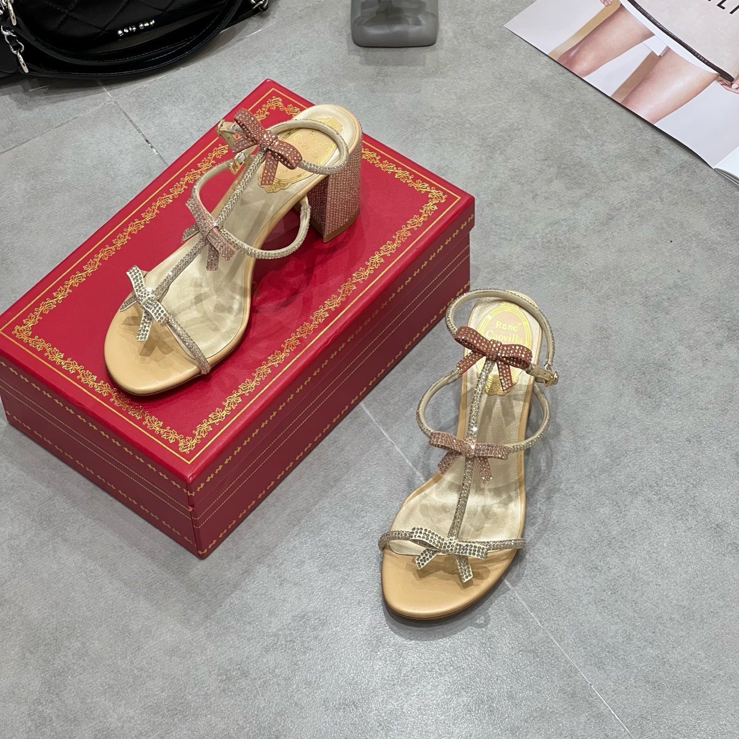 RENE CAOVILLA 26S HEELED SANDALS 85 MM IN BEIGE LAMBSKIN WITH BOW