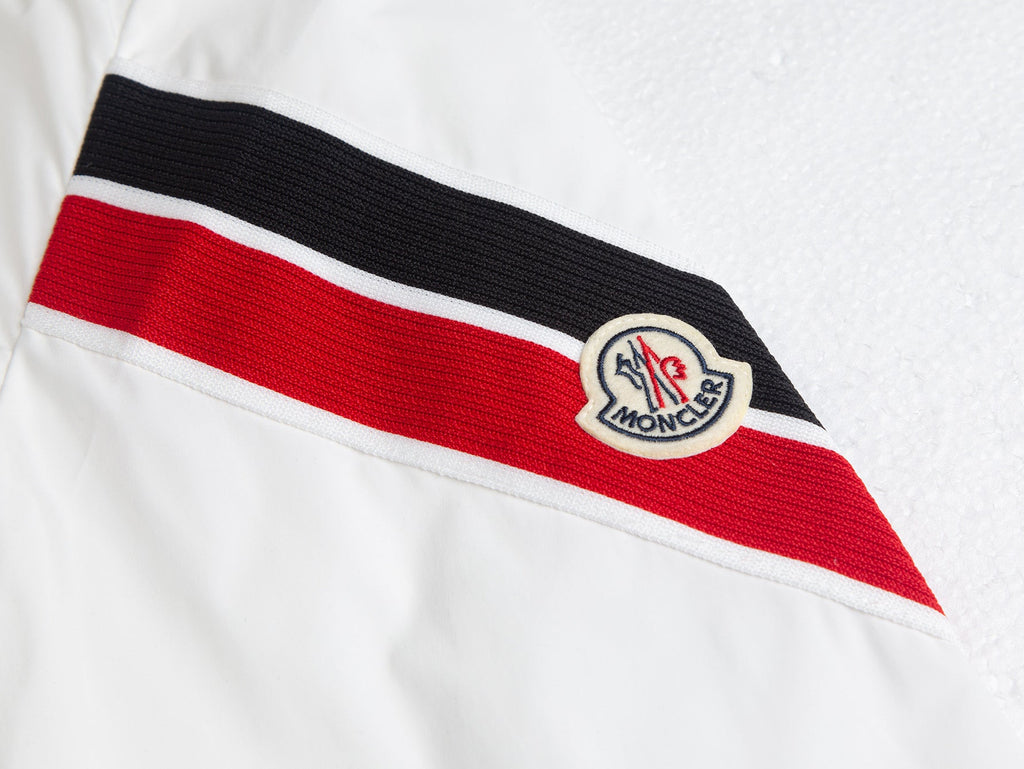 MONCLER 26S JACKET 503