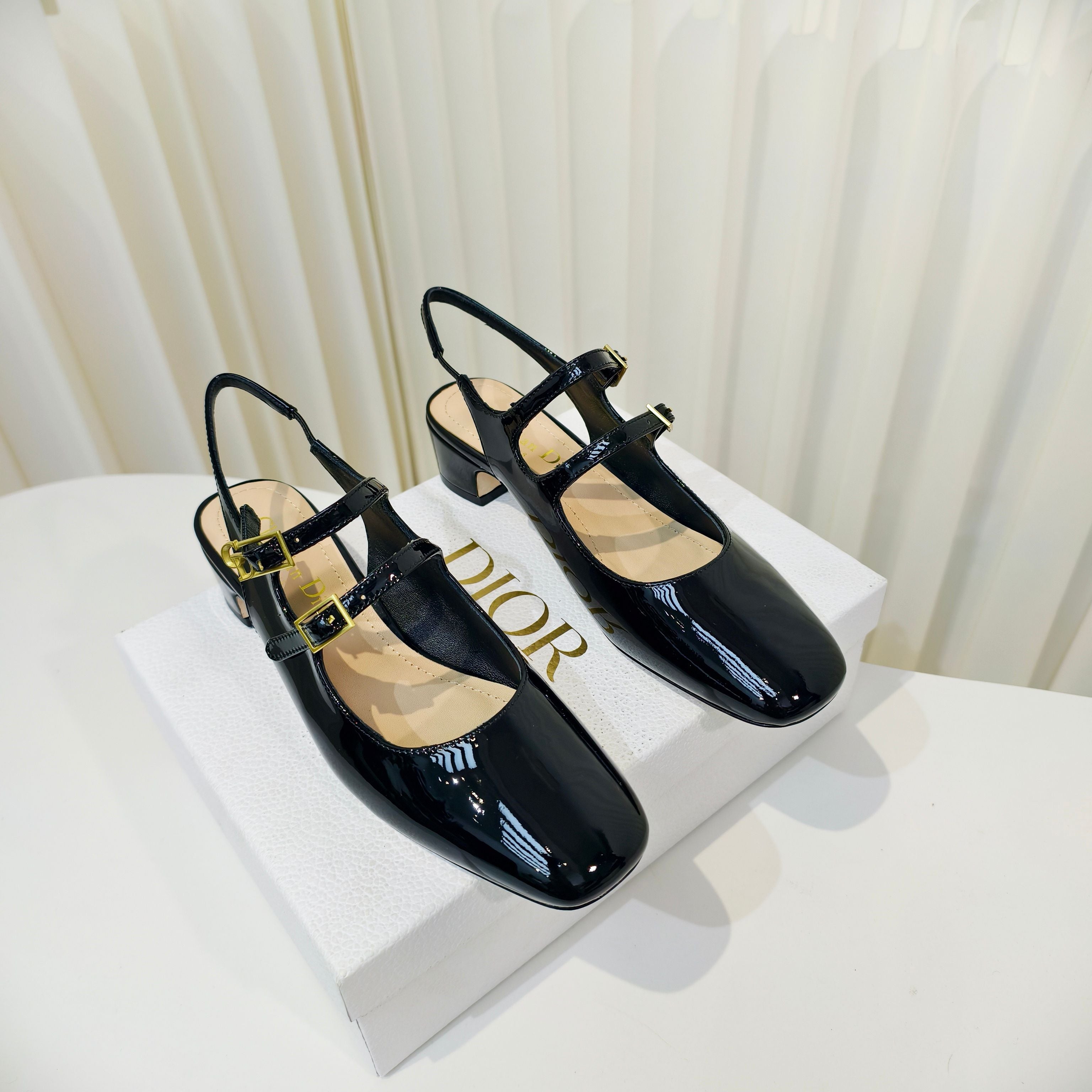 DIOR 26S SLINGBACK PUMP 40 MM IN BLACK PATENT CALFSKIN