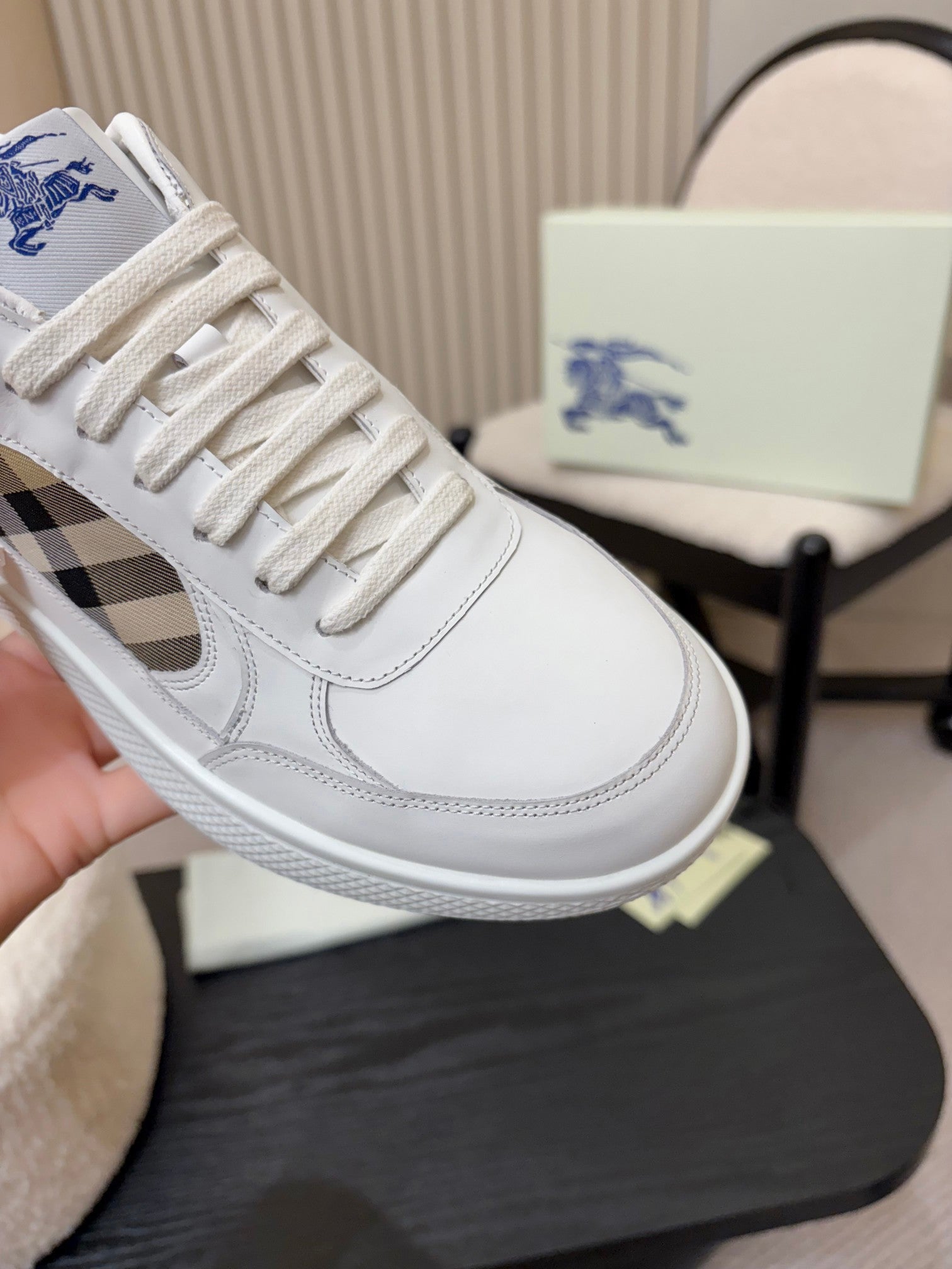 BURBERRY 26S SNEAKERS IN WHITE AND BROWN CALFSKIN