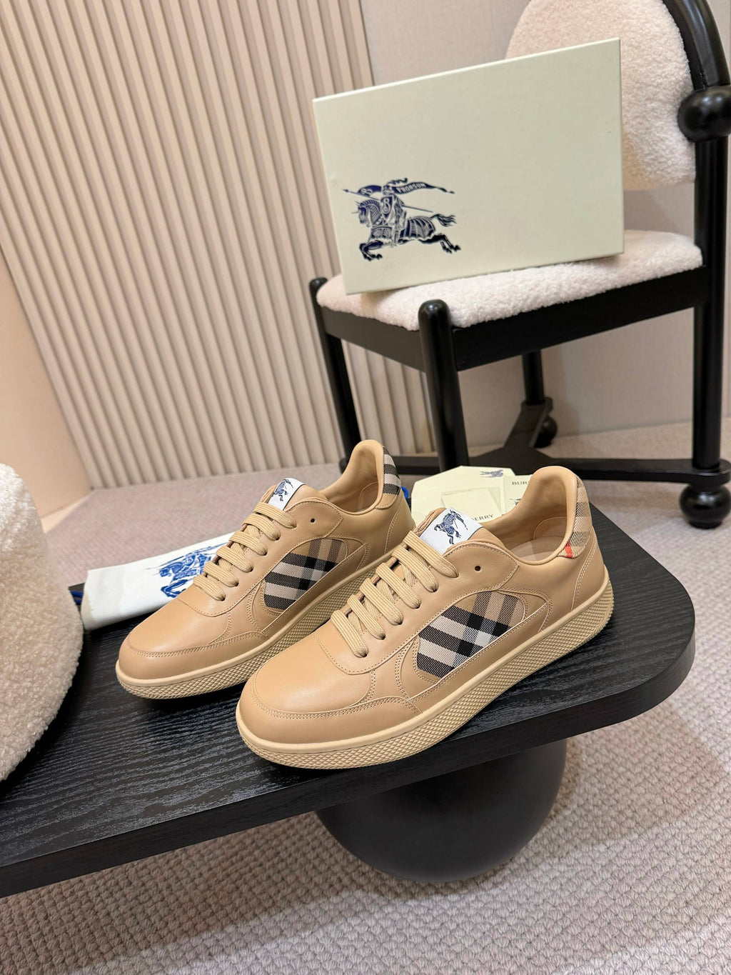 BURBERRY 26S SNEAKERS IN LIGHT BROWN AND BLACK CALFSKIN