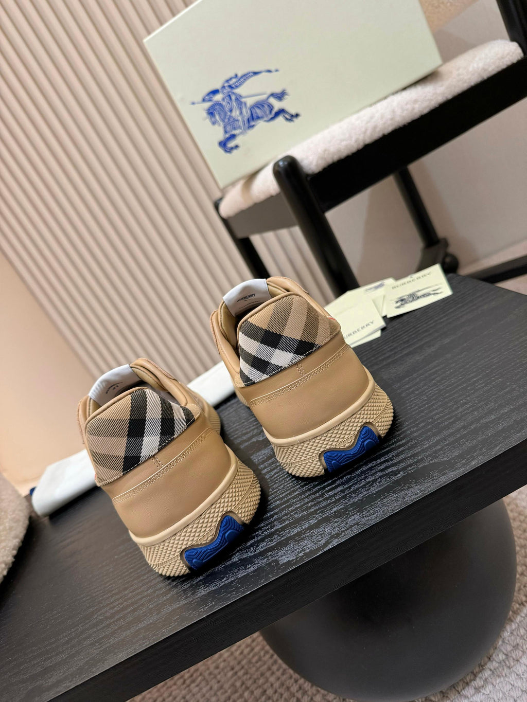 BURBERRY 26S SNEAKERS IN LIGHT BROWN AND BLACK CALFSKIN