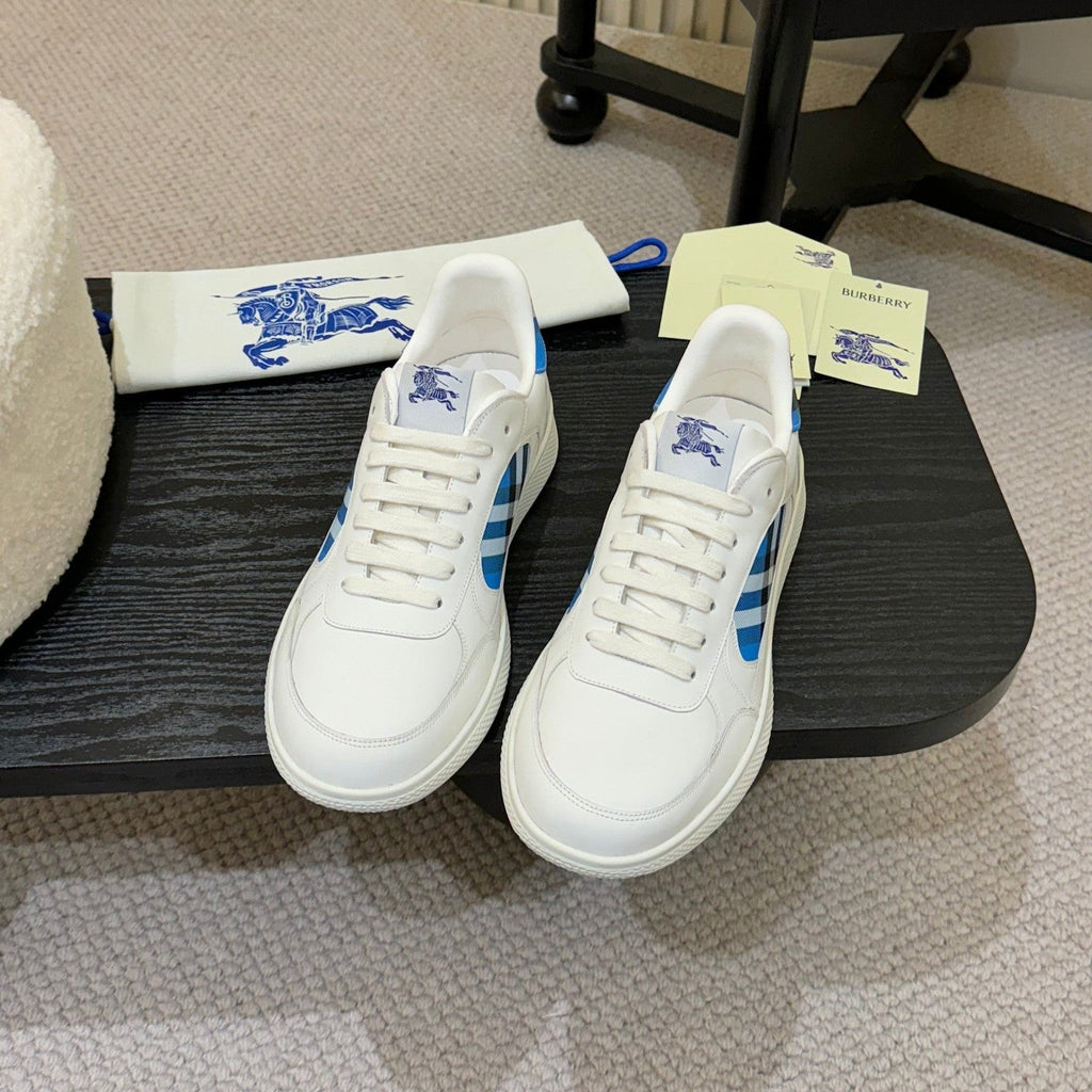 BURBERRY 26S SNEAKERS IN WHITE AND BLUE CALFSKIN