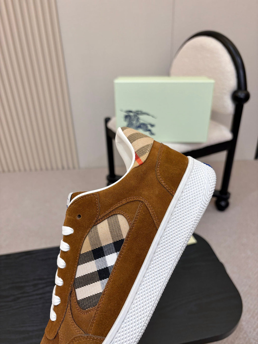 BURBERRY 26S SNEAKERS IN BROWN SUEDE