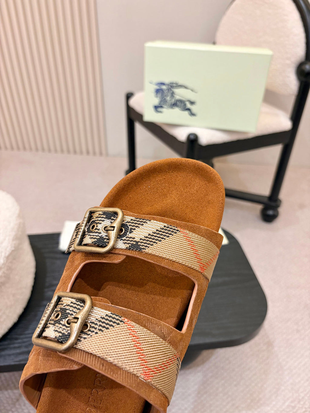 BURBERRY 26S DOUBLE BUCKLE SANDALS IN ORANGE BROWN SUEDE
