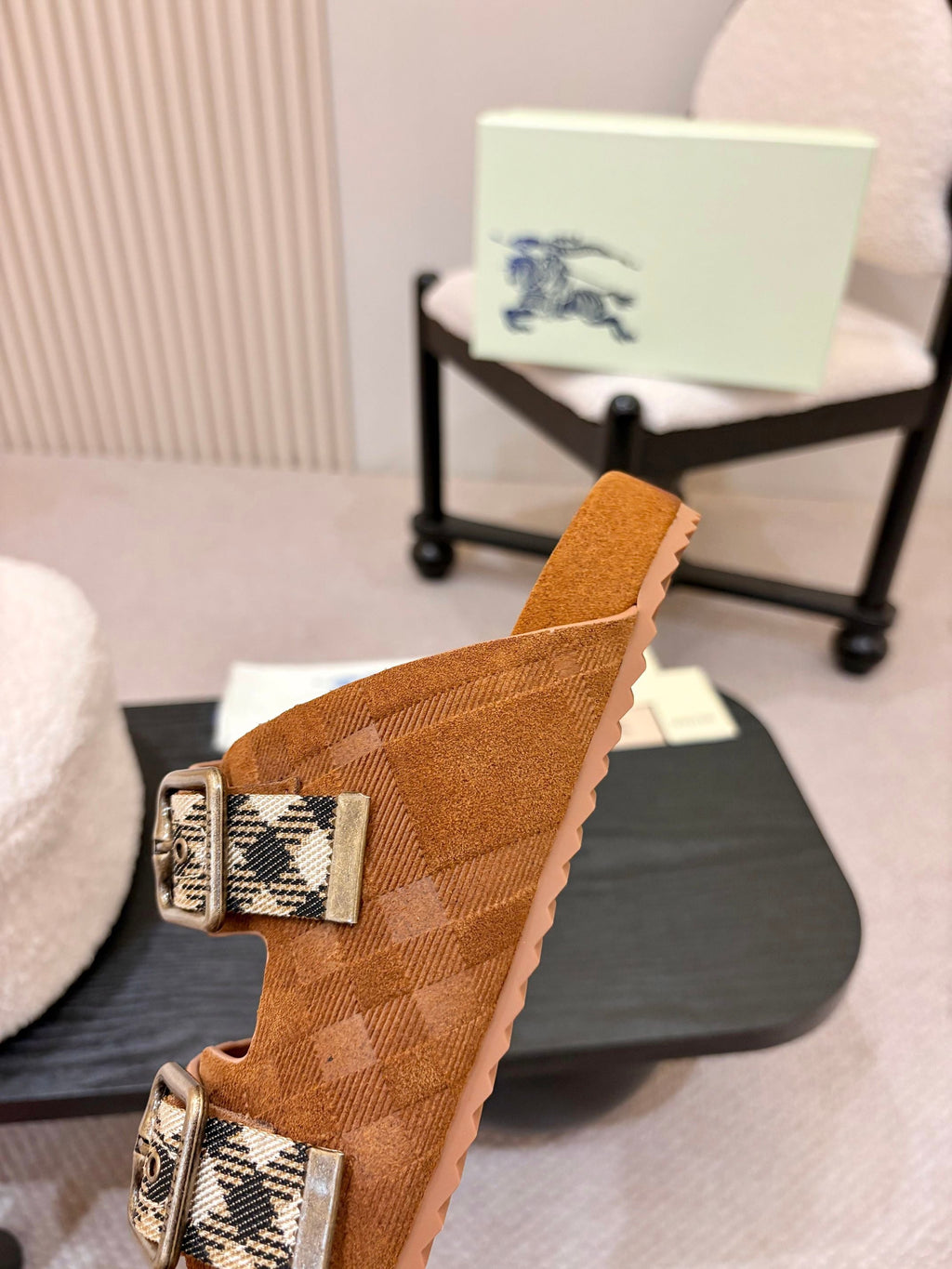 BURBERRY 26S DOUBLE BUCKLE SANDALS IN ORANGE BROWN SUEDE
