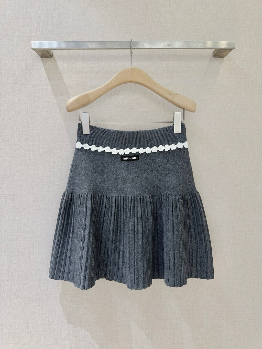 MIUMIU 26S PLEATED KNIT SKIRT 950