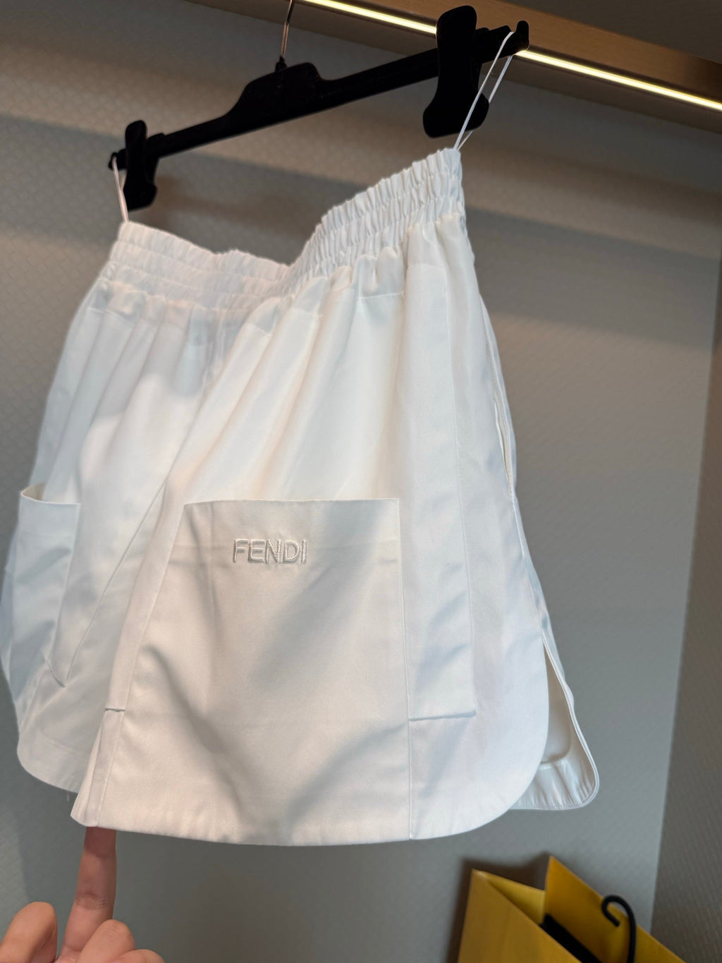 FENDI 26S SHORTS 070