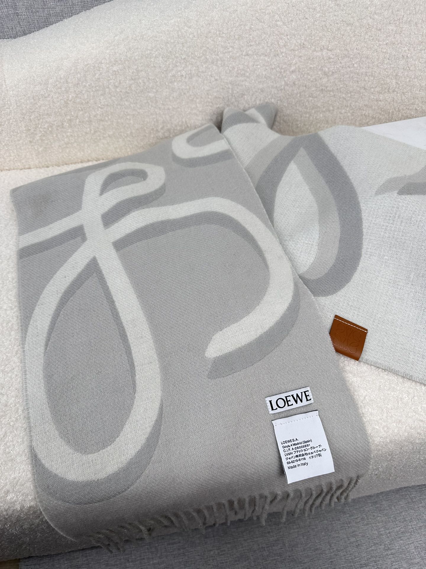 LOEWE 26S SCARF 180 IN CASHMERE 508522